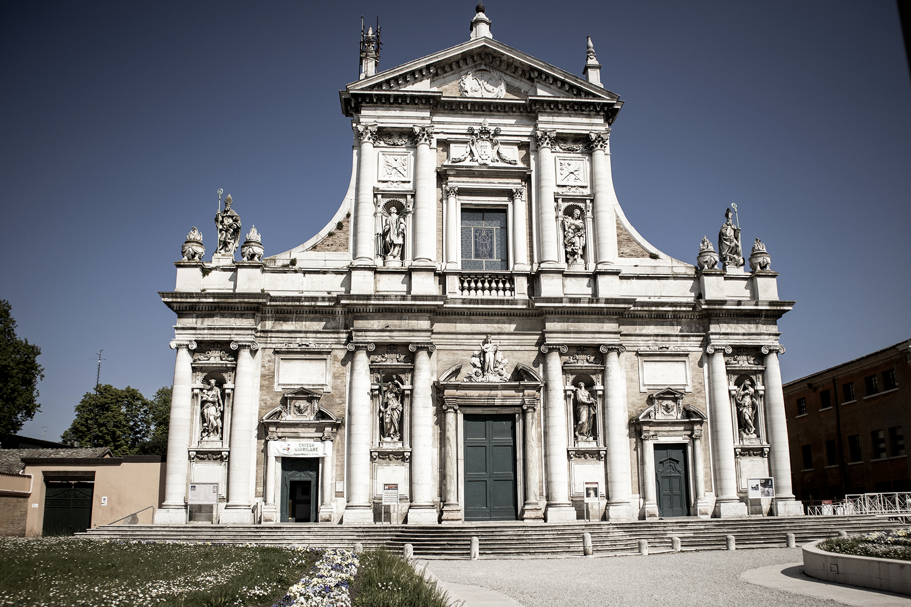 Basilica of Santa Maria in Porto