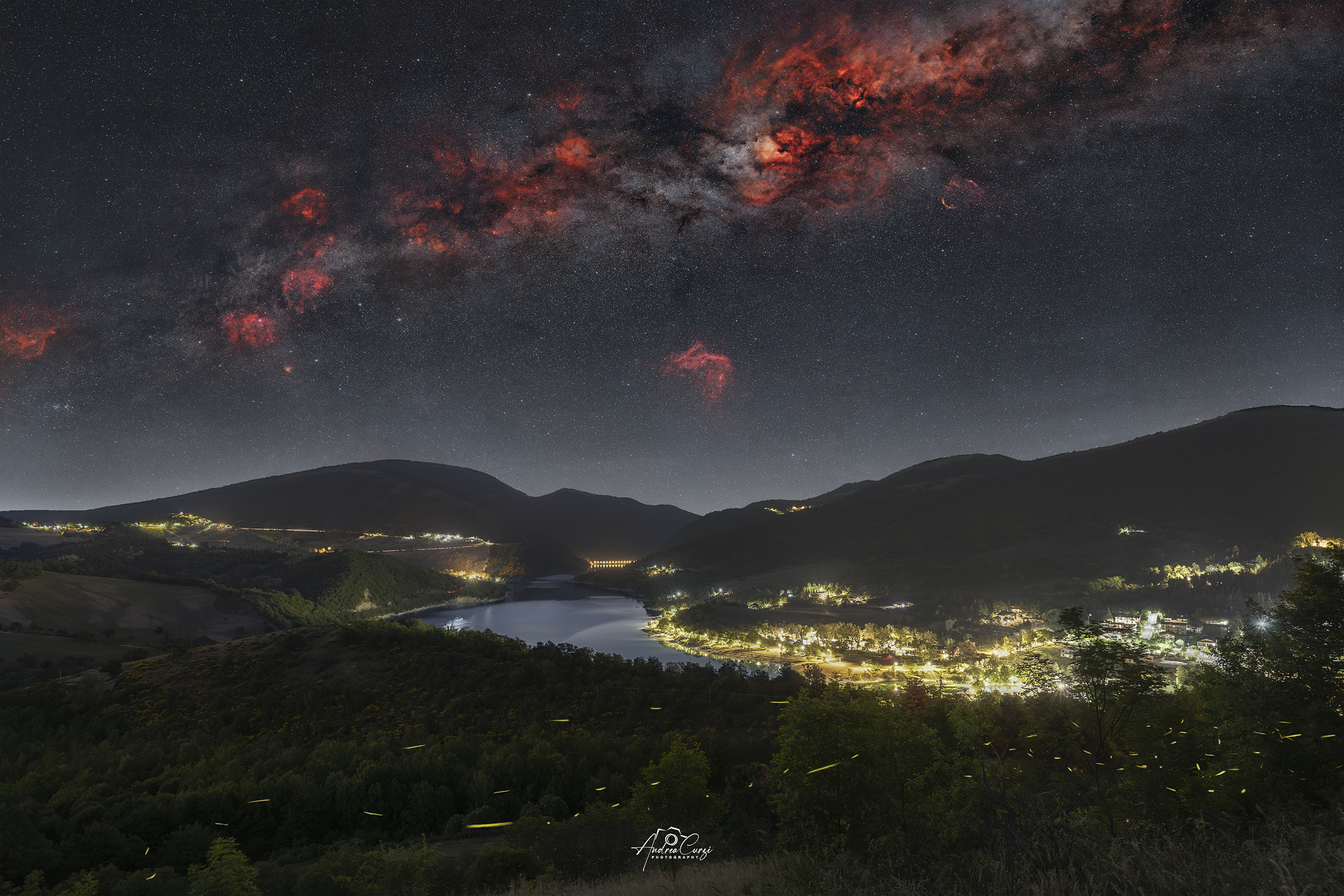 Nebulose sopra al Lago di Fiastra