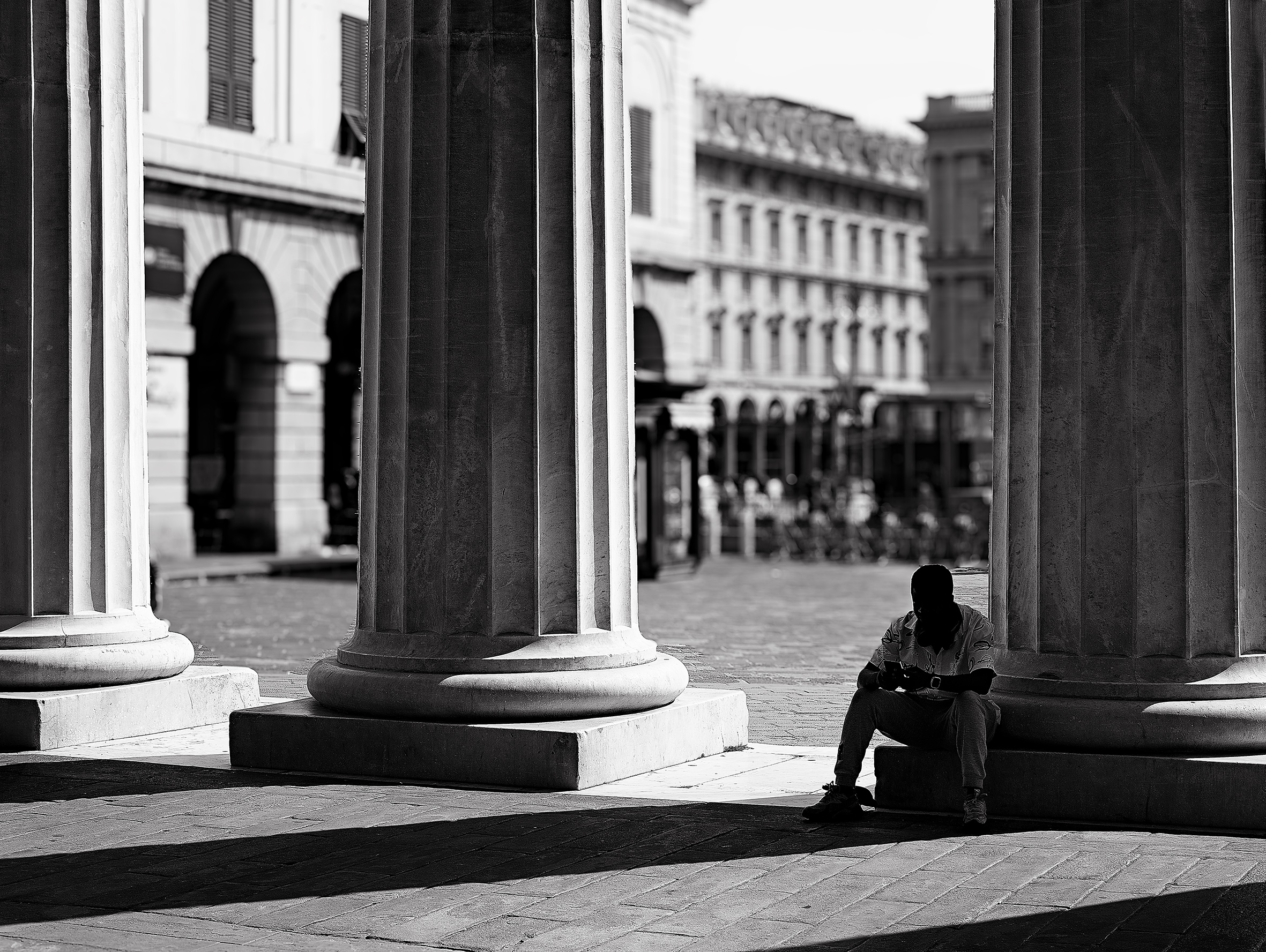 In the shadow of the column