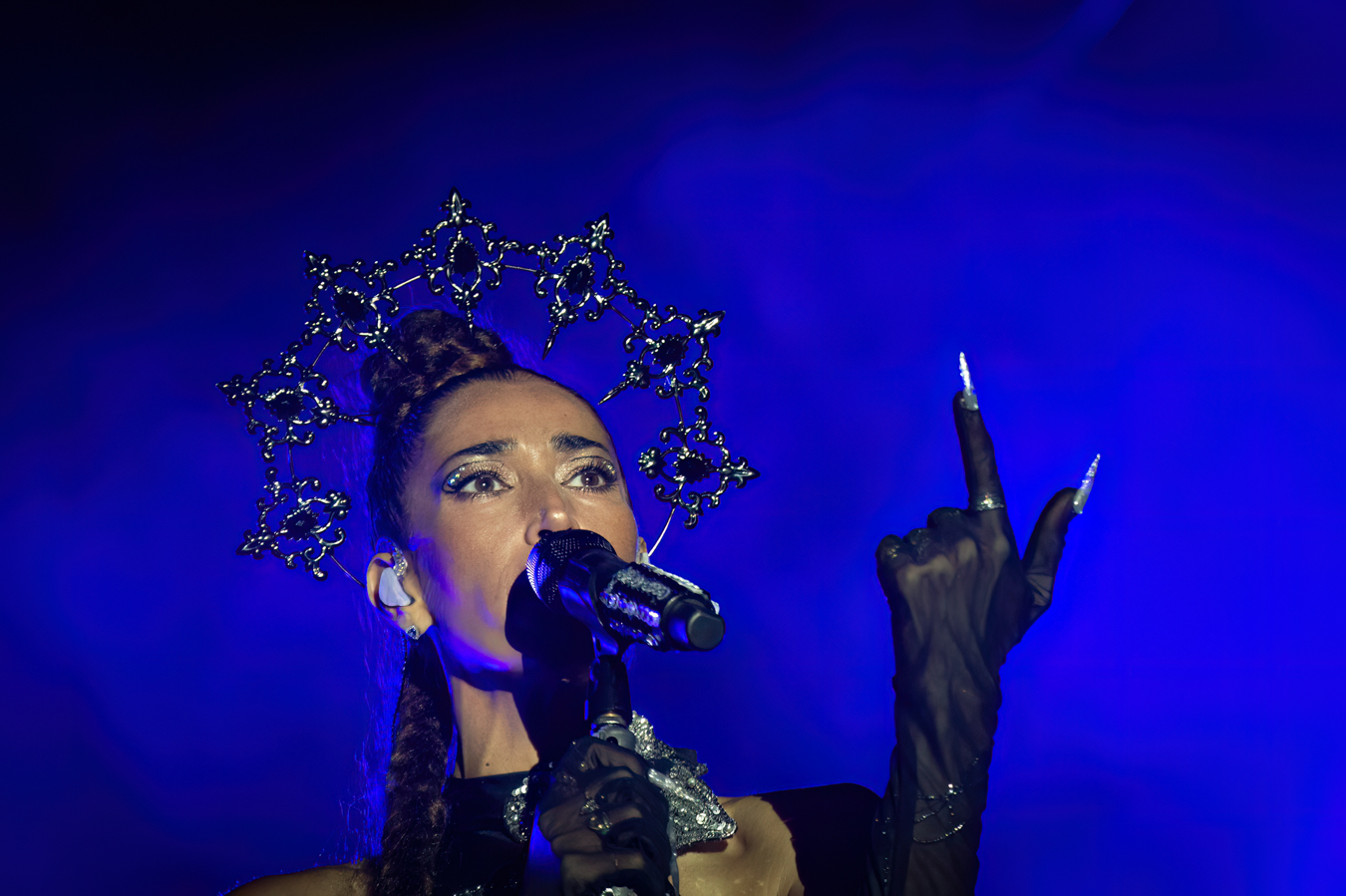 Elegance, style, energy