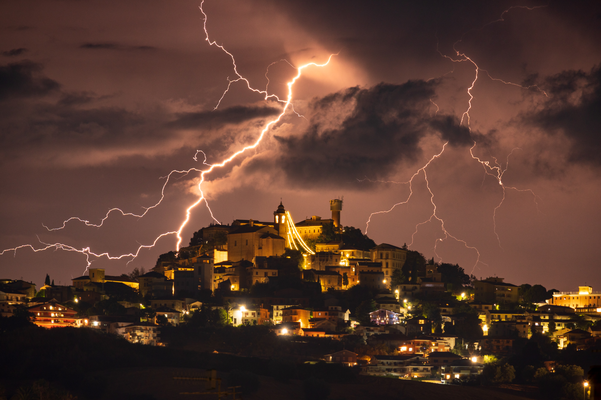 Temporale nell'entroterra abruzzese