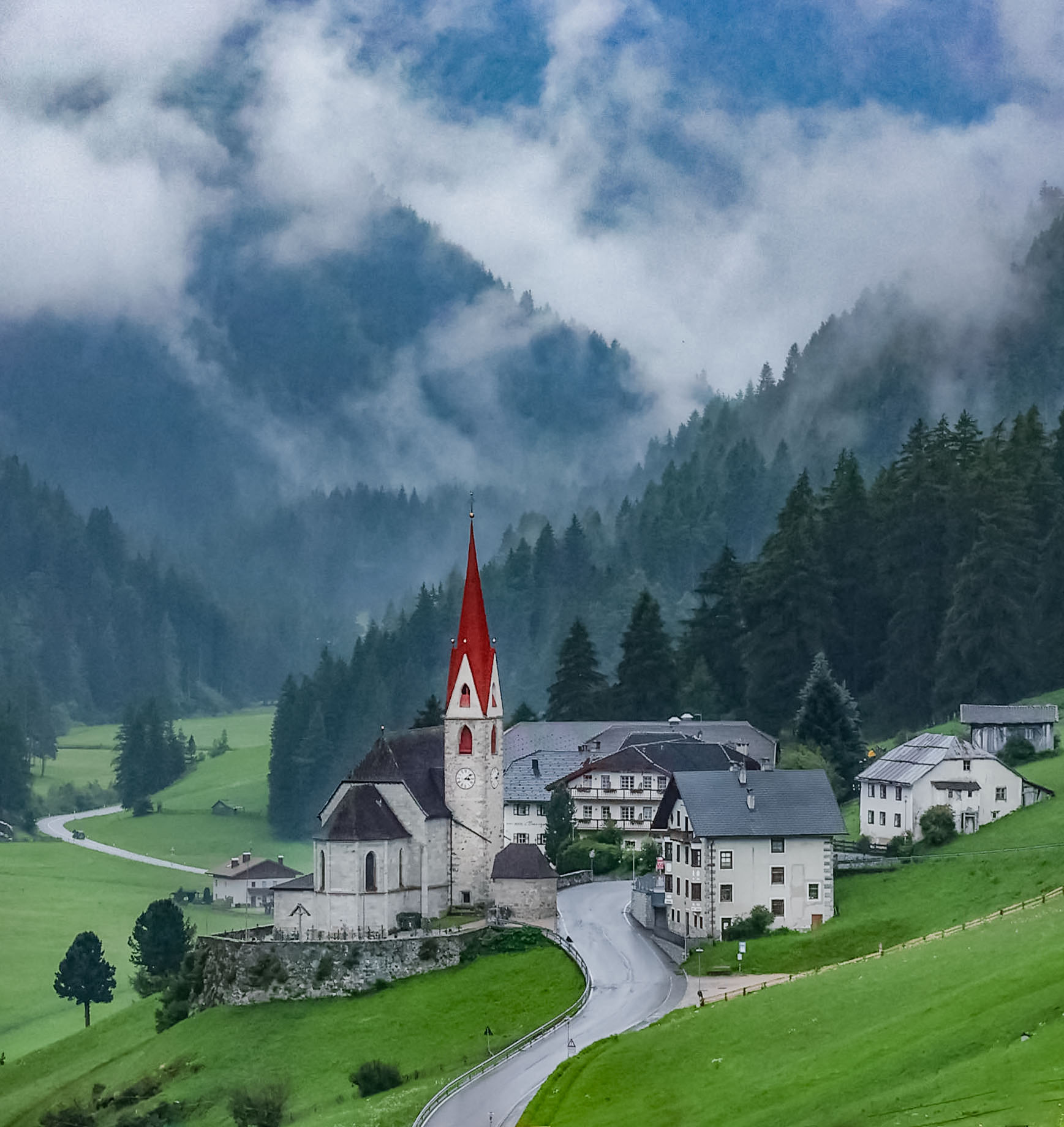 Church of Riva di Tures