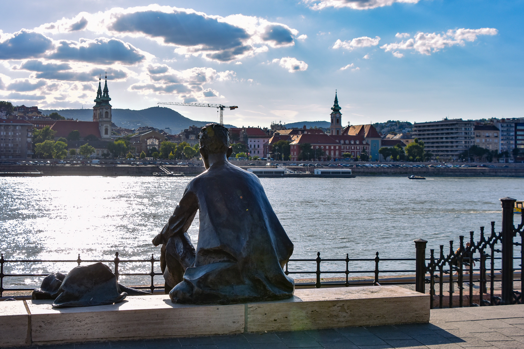 Statua di Attila József