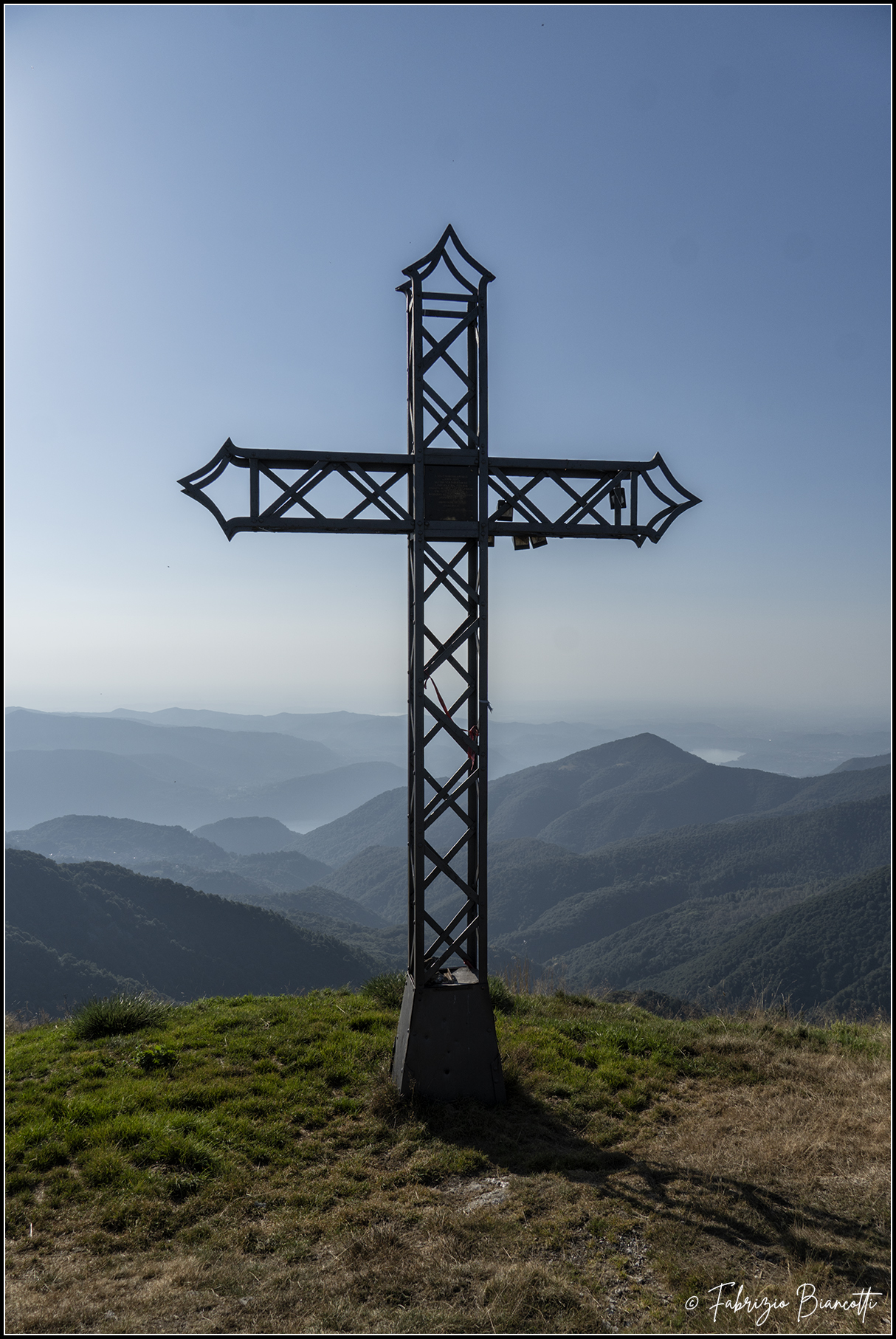 To the summit of Monte Croce