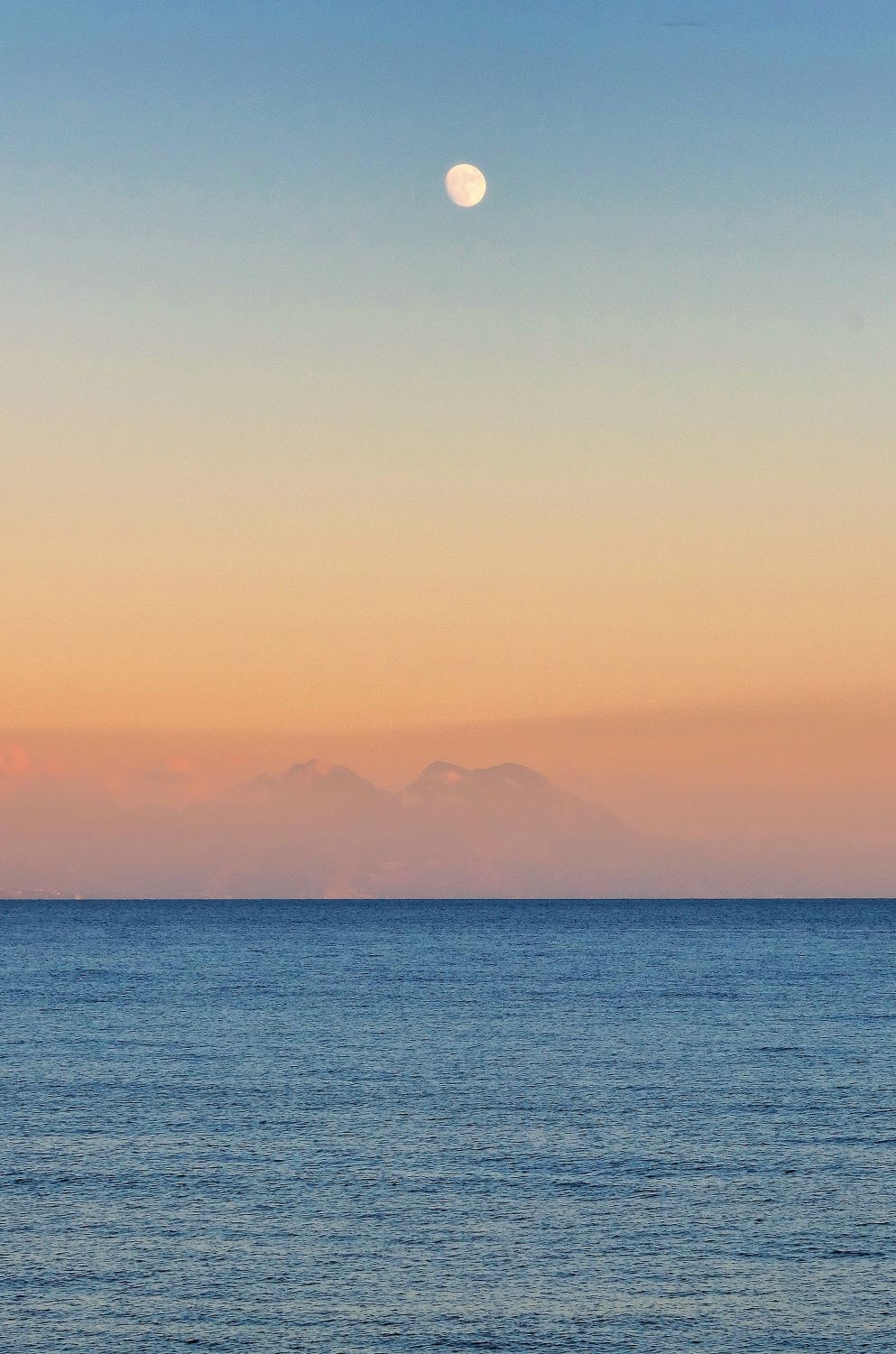 Cilento moon
