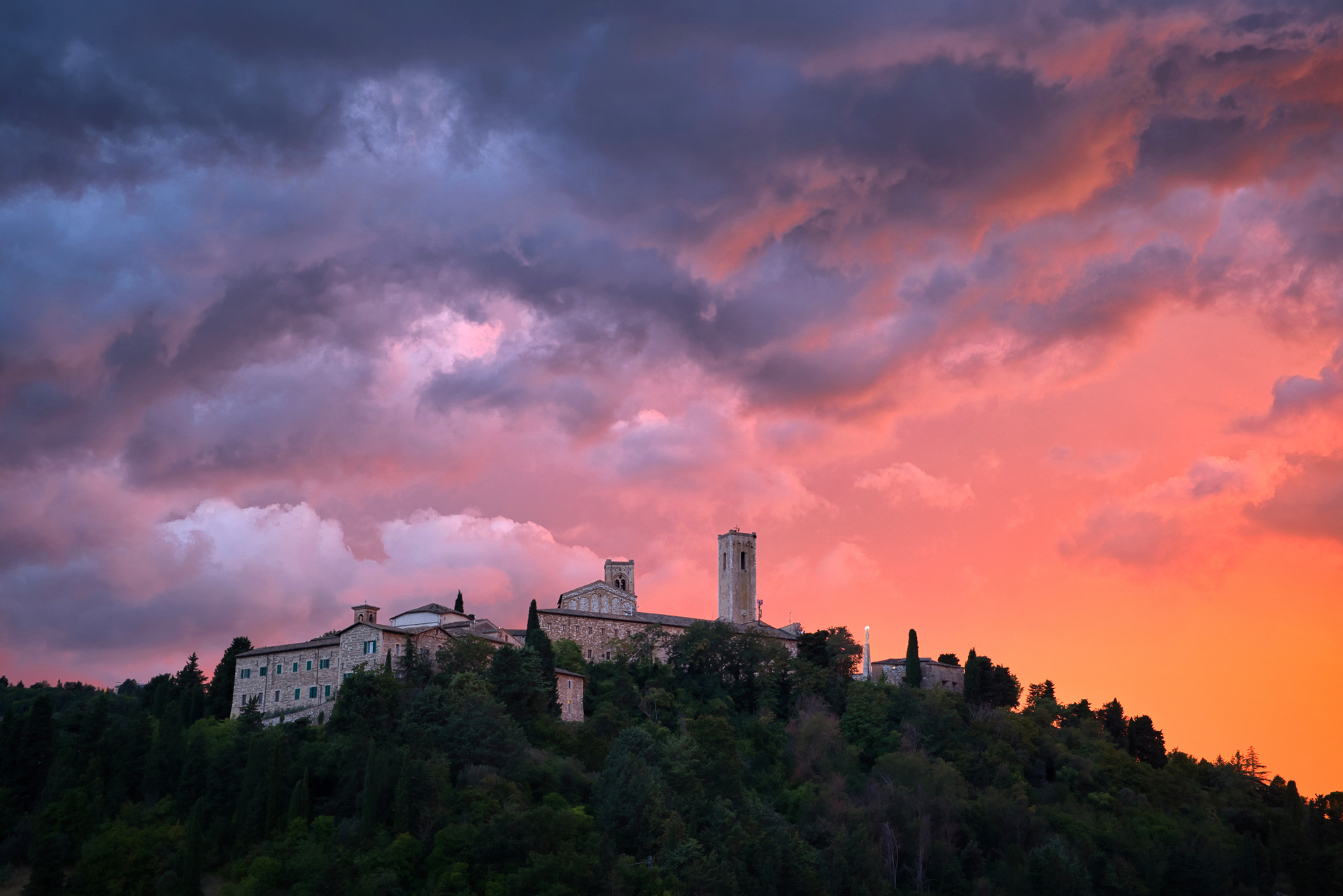 Tramonto a San Severino Marche (MC)