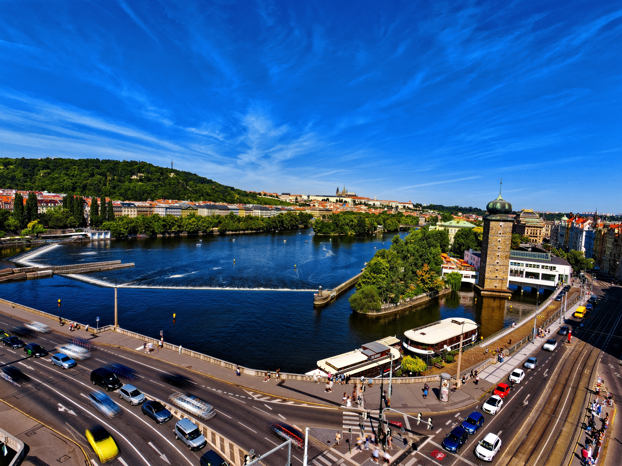 Scorci Urbani sulla Moldava