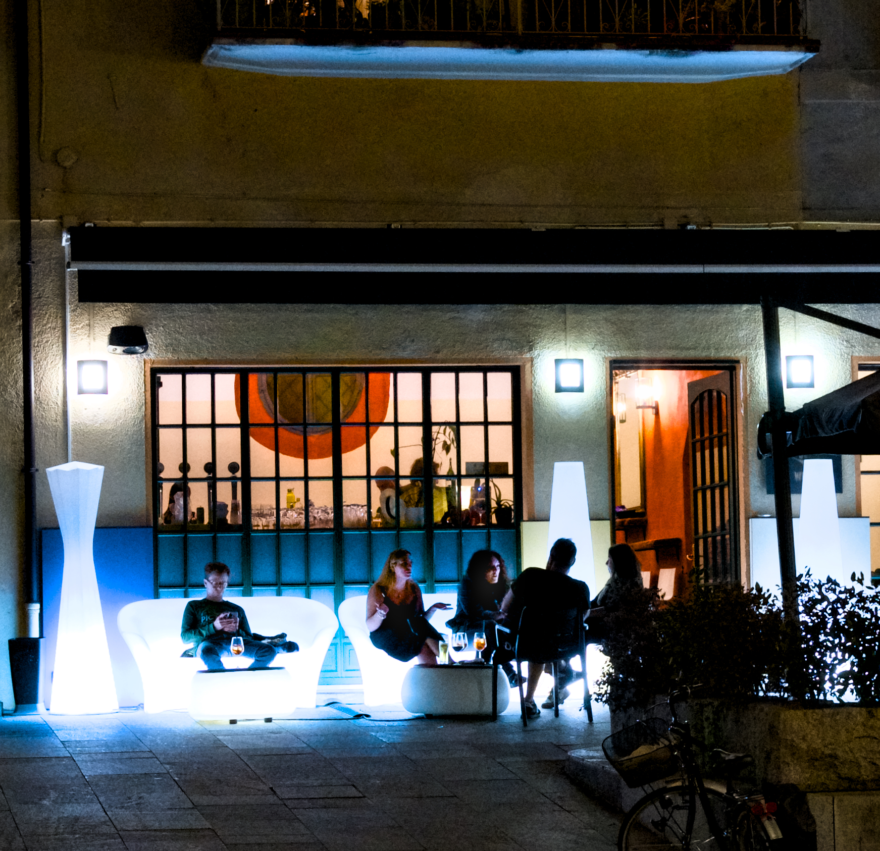 In the evening at the bar