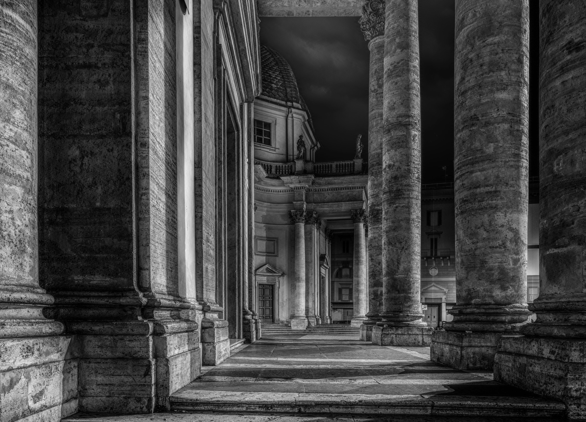 Nocturne of sacred architecture