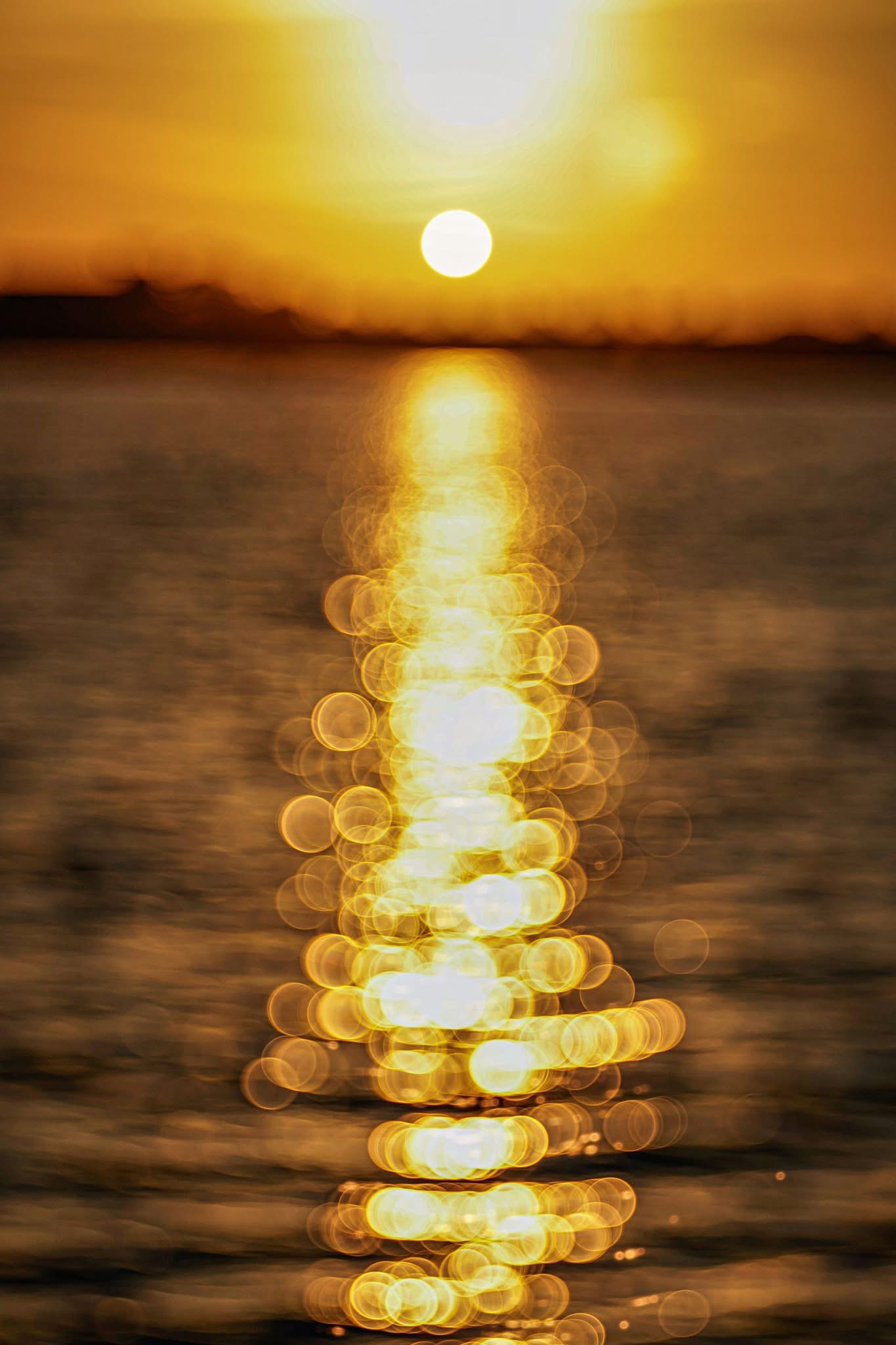 Tramonto sul lago