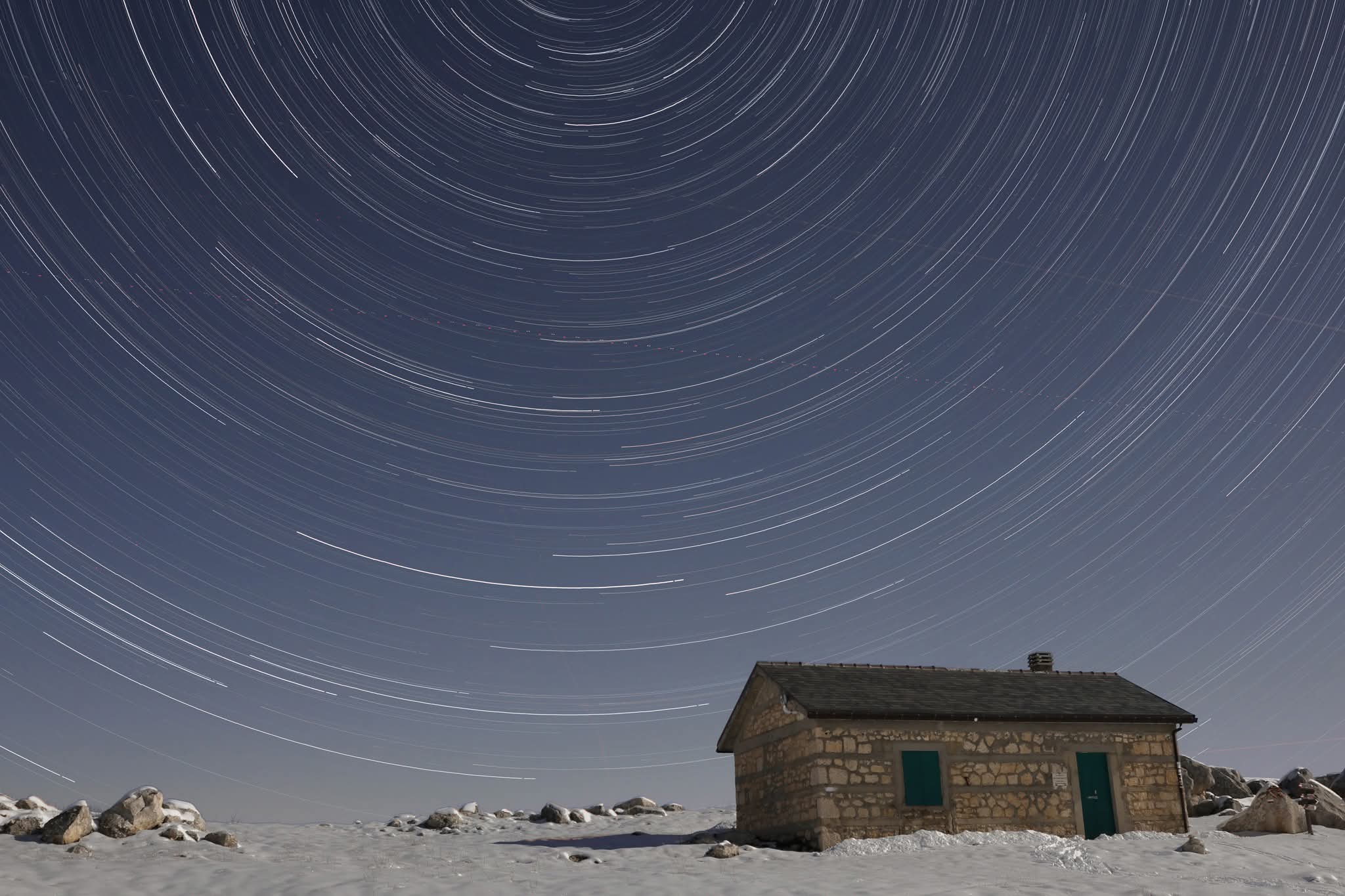 Abruzzo stazzo and star Trail