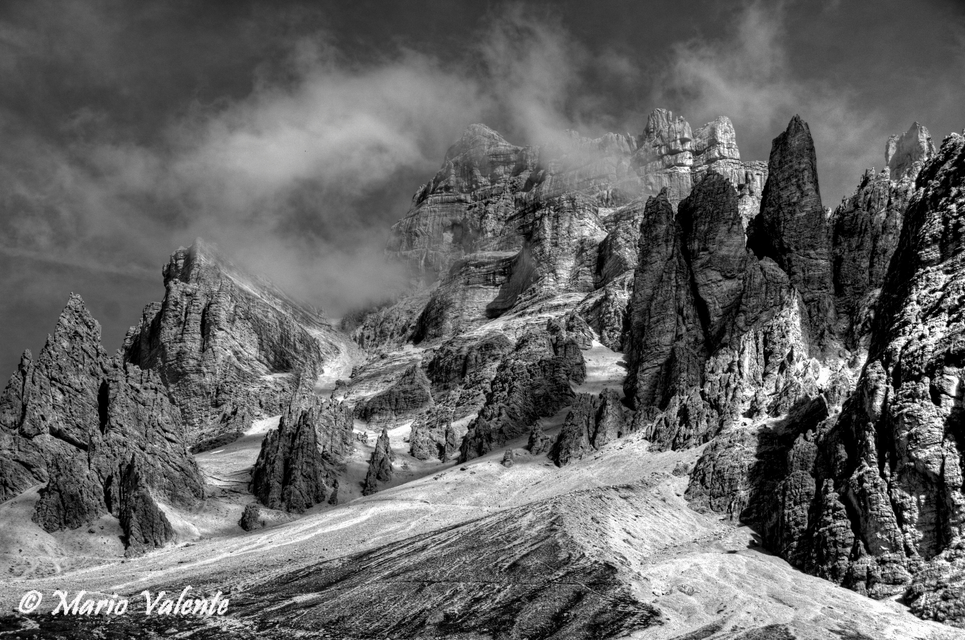 Tofana di Rozes dal Rifugio Dibona