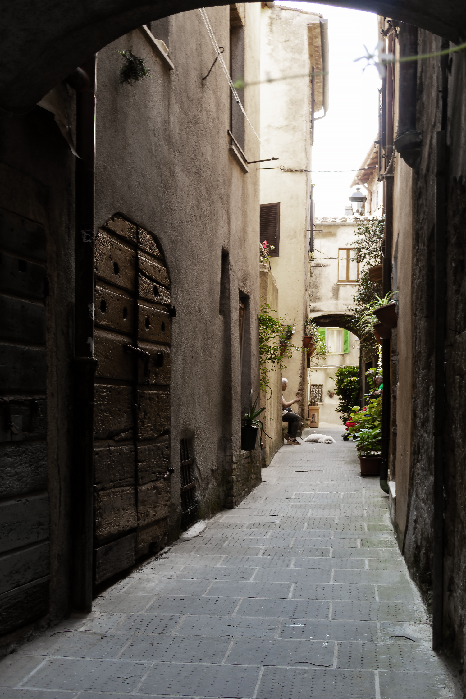 Conversazioni alla porta - Pitigliano.