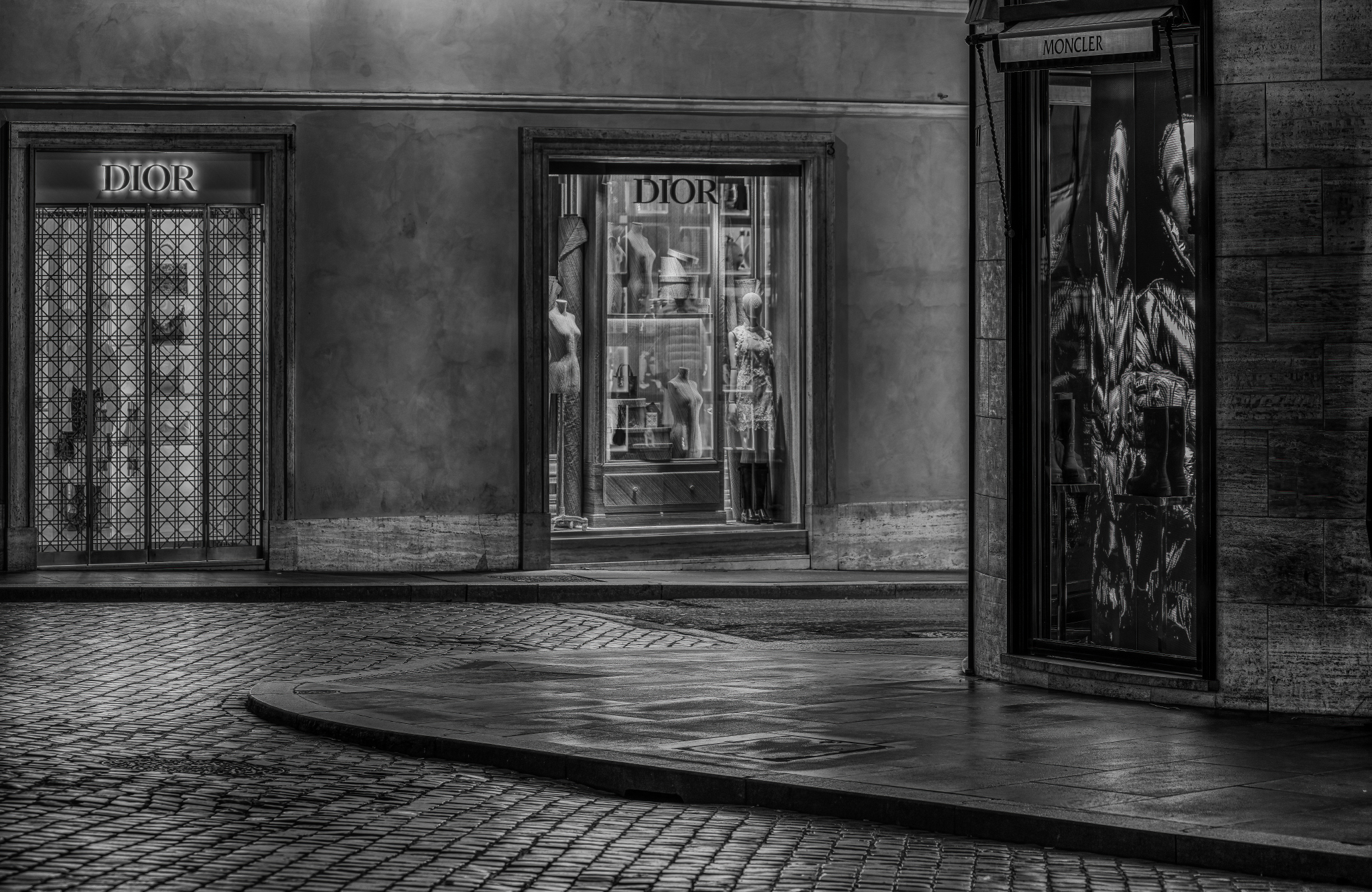 Nocturne of big names