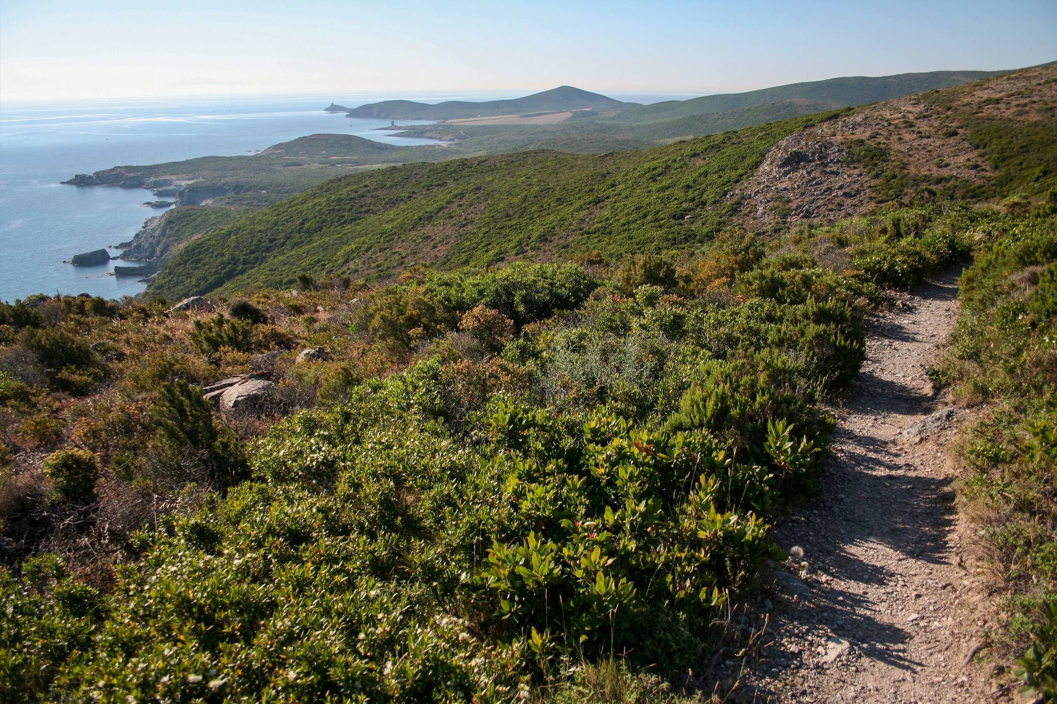 Sentiero alle spalle