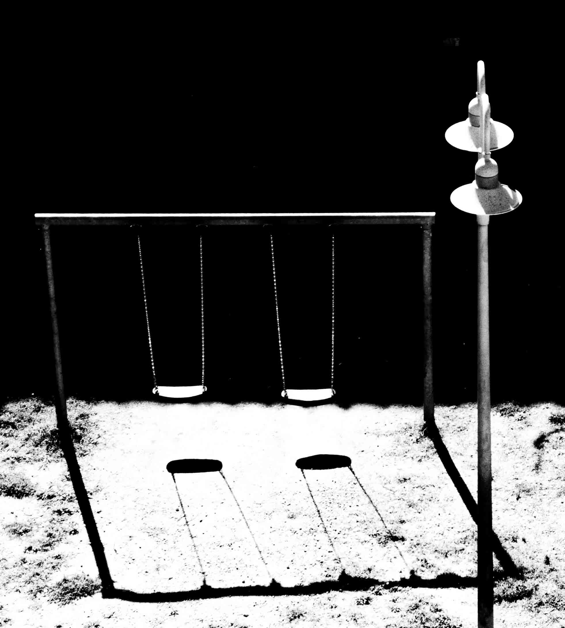 Monochrome swing