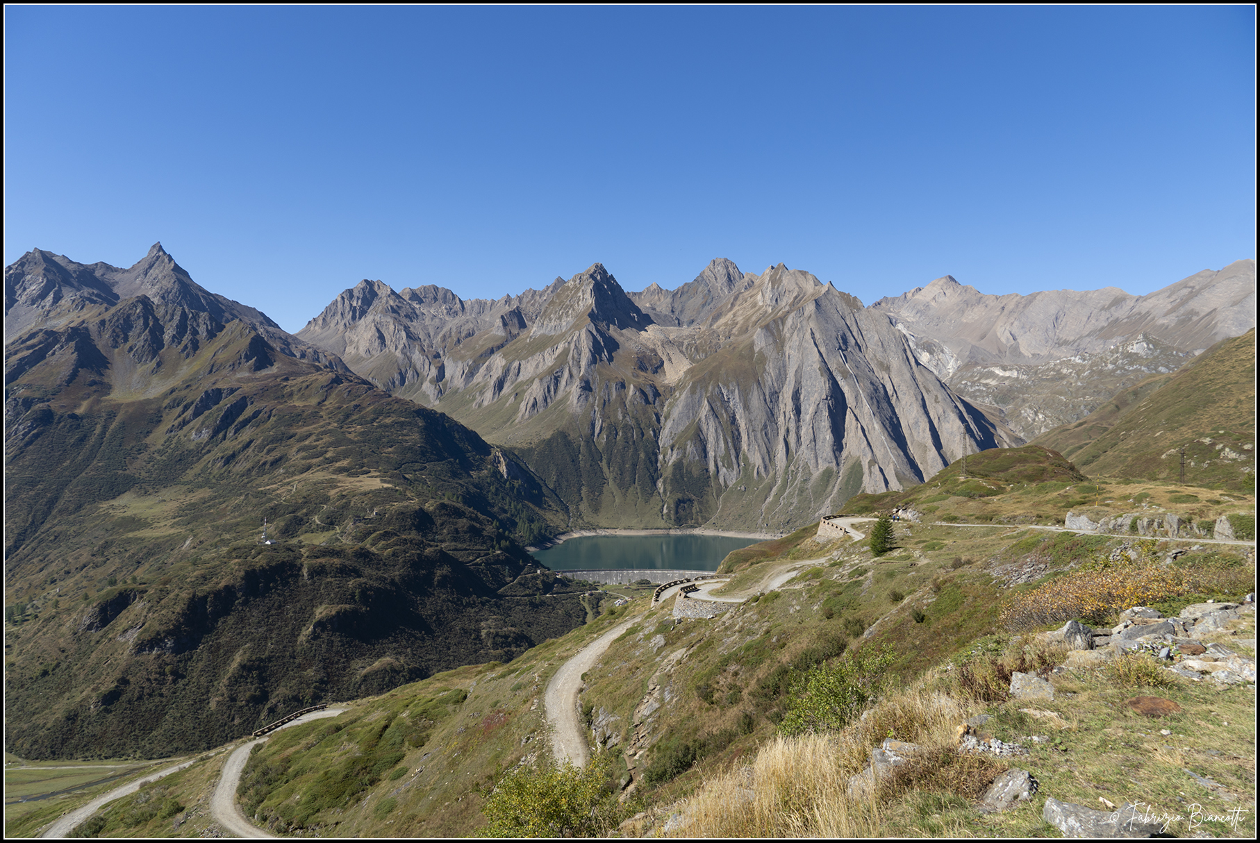 Last hairpin bends - Lake Morasco