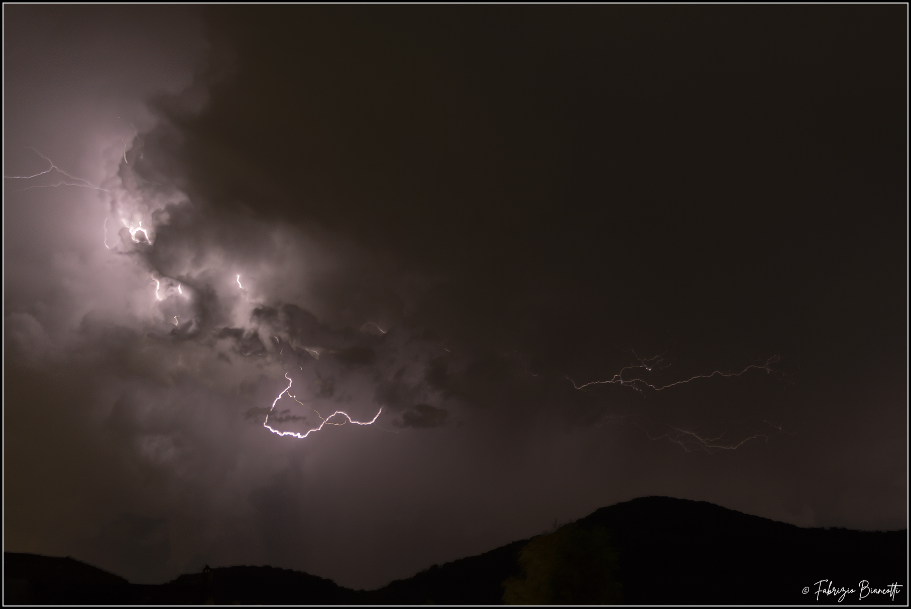 E il cielo si illuminò