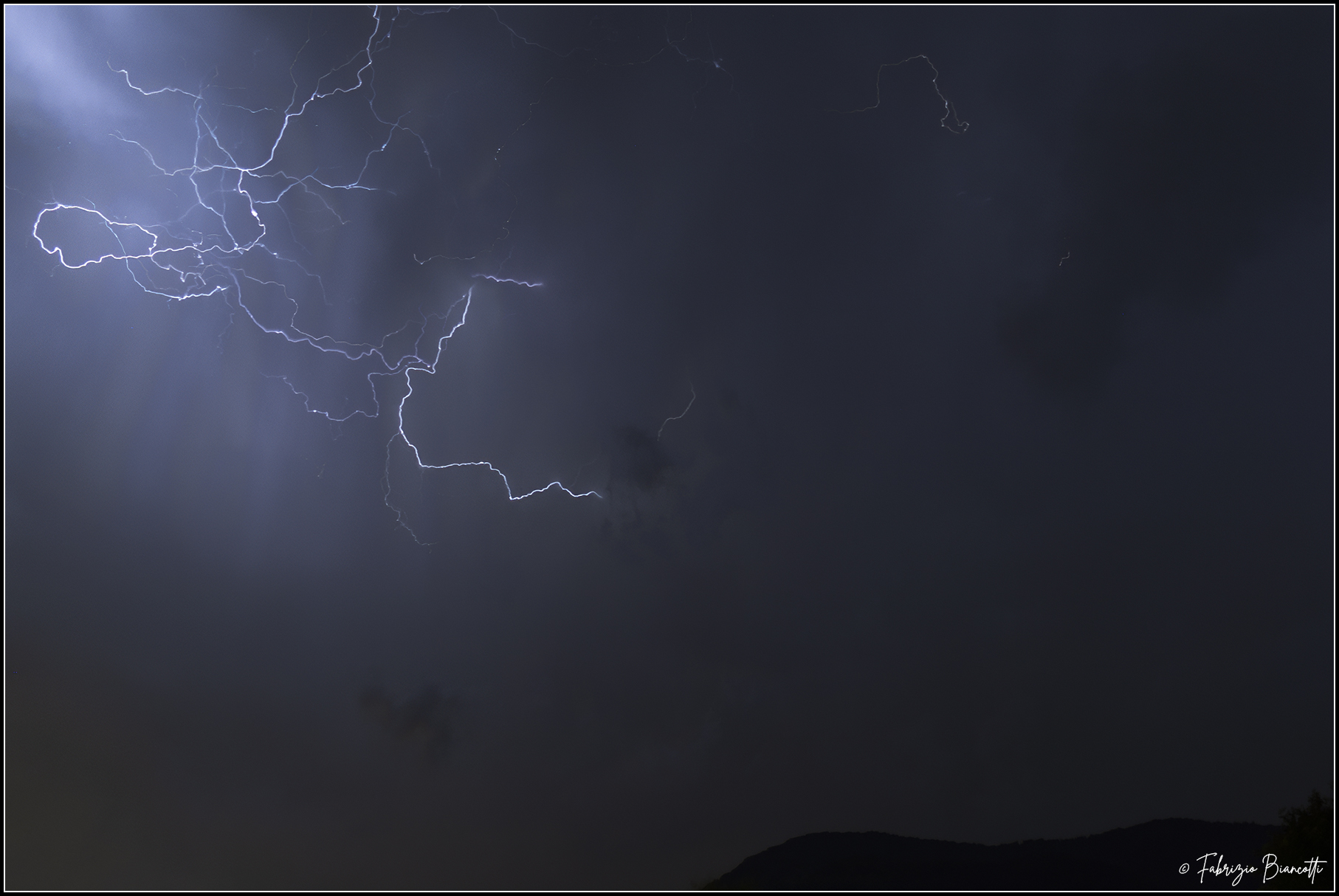E il cielo si illuminò