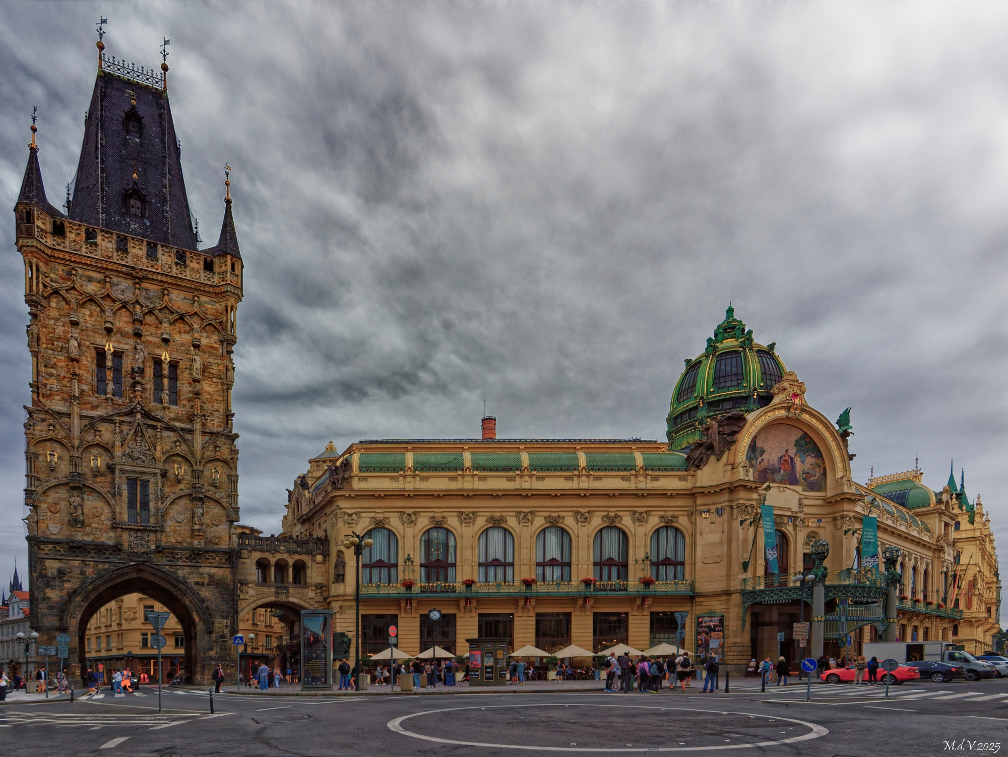 Porta delle Polveri e Casa Municipale