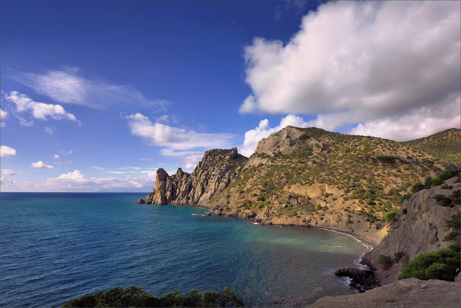 Baia Delimano, Capo Chiken e Monte Karaul Oba in Crimea