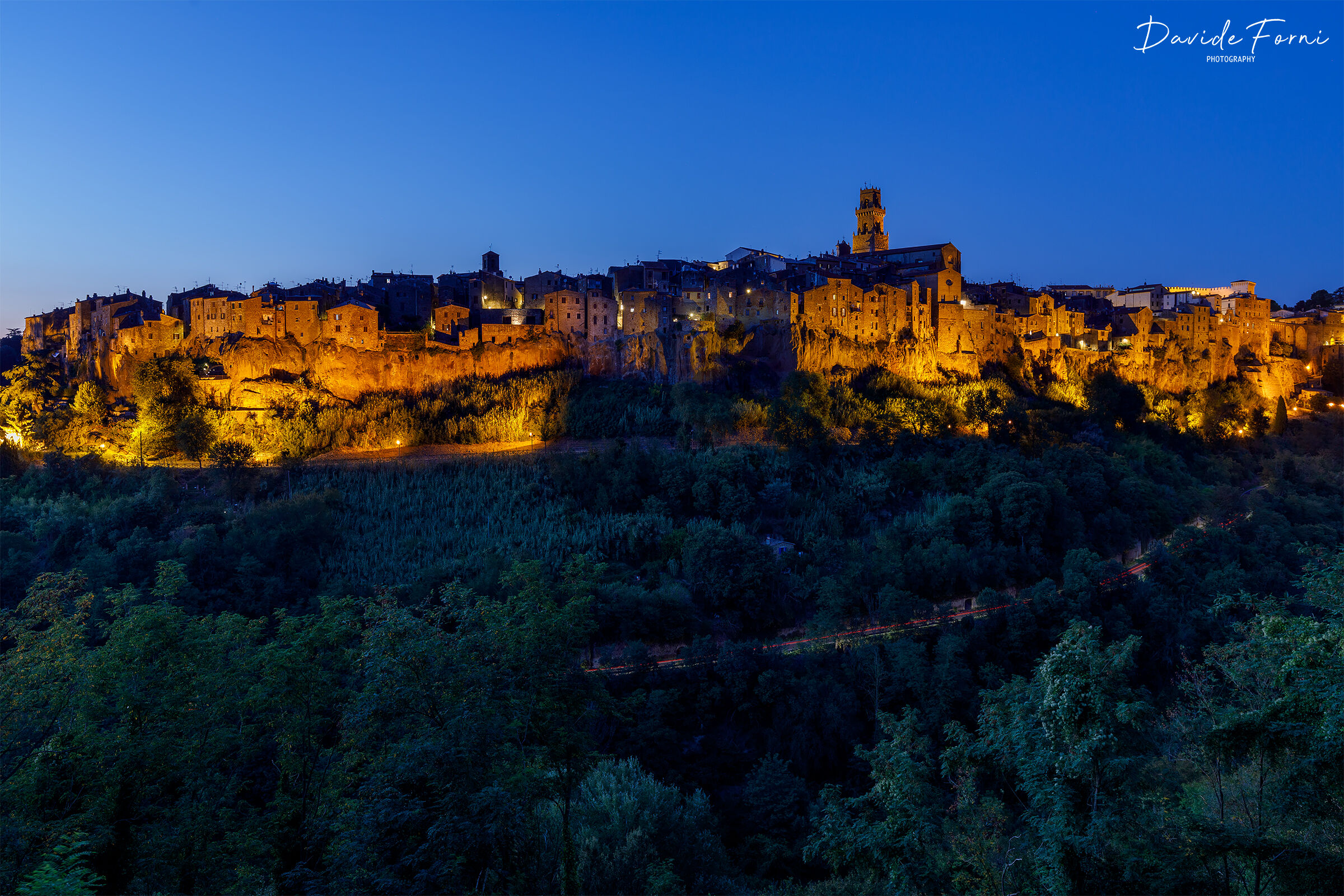 Ora blu a Pitigliano