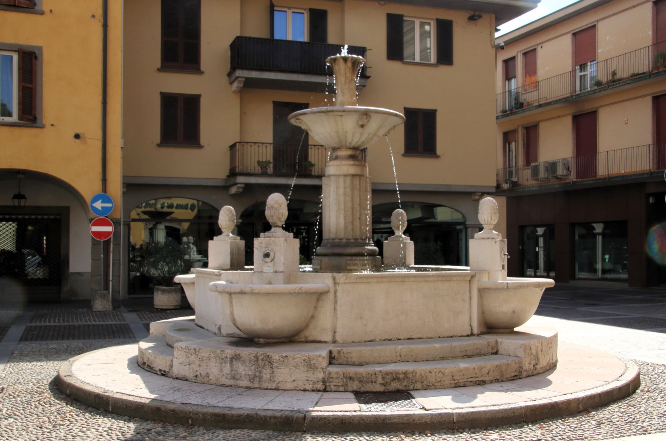 La fontana