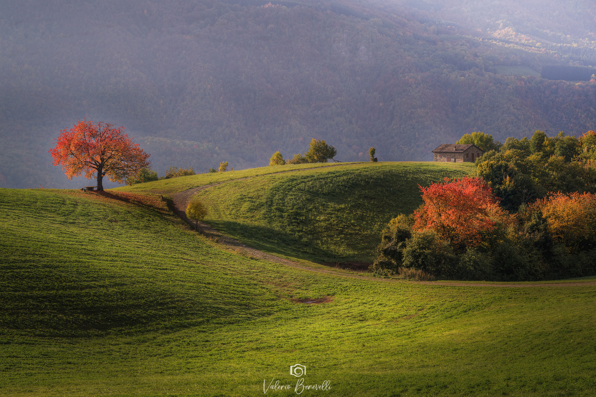 La magia dell'appennino con la luce di ottobre
