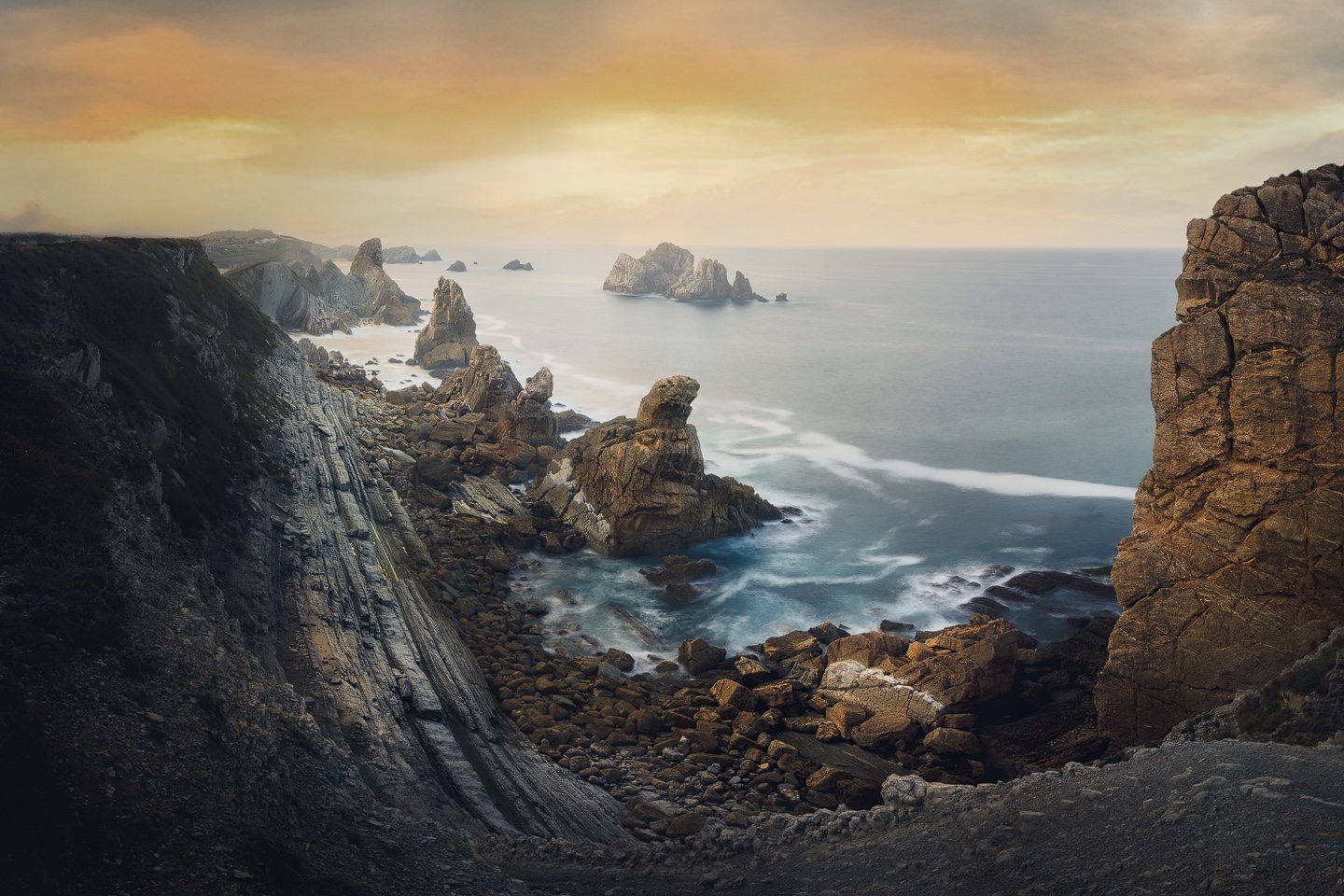 Playa De Liencres, Cantabria.