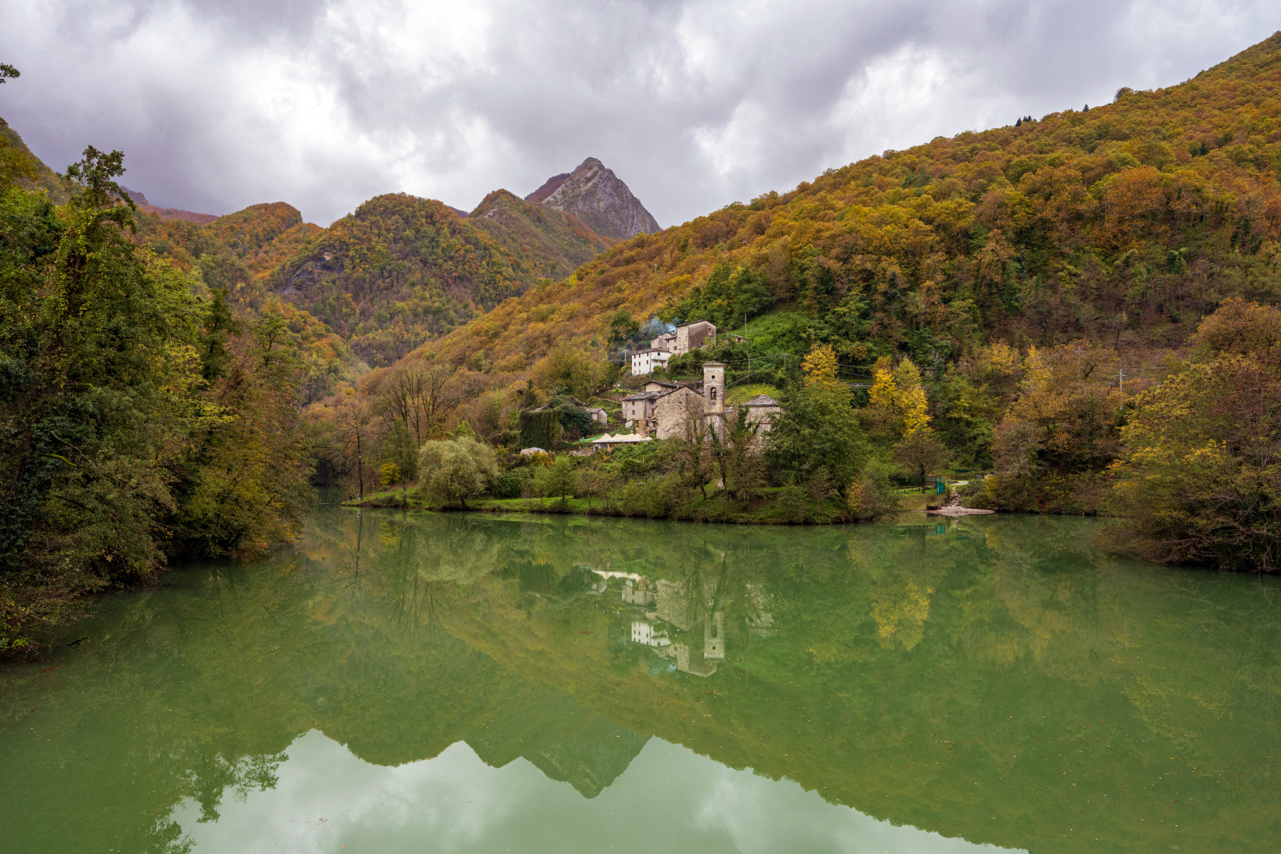 Isola Santa Lu