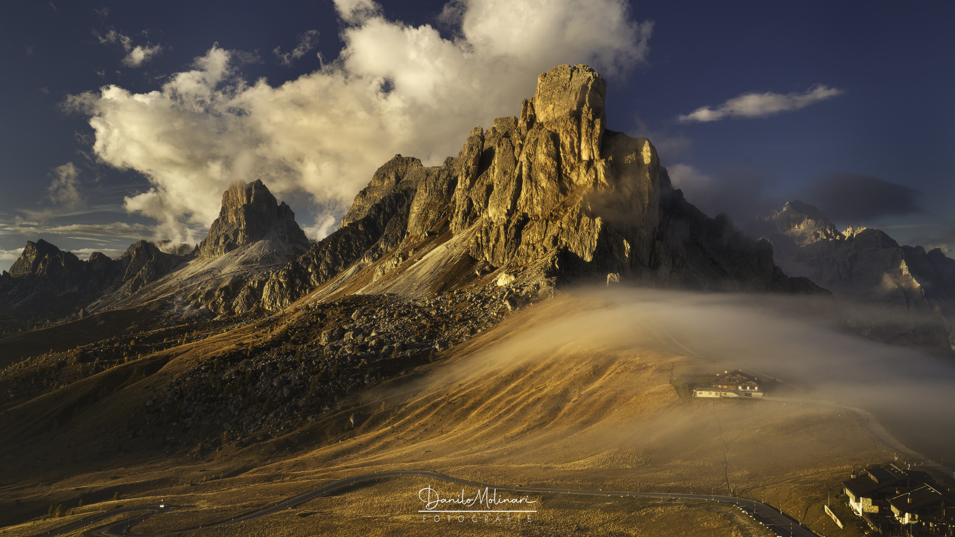 sunset at the Giau Pass