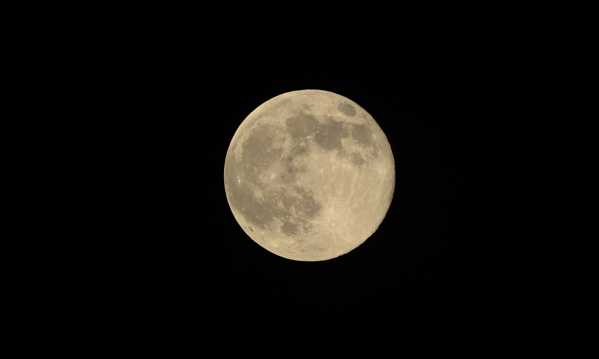 The full moon of November 5