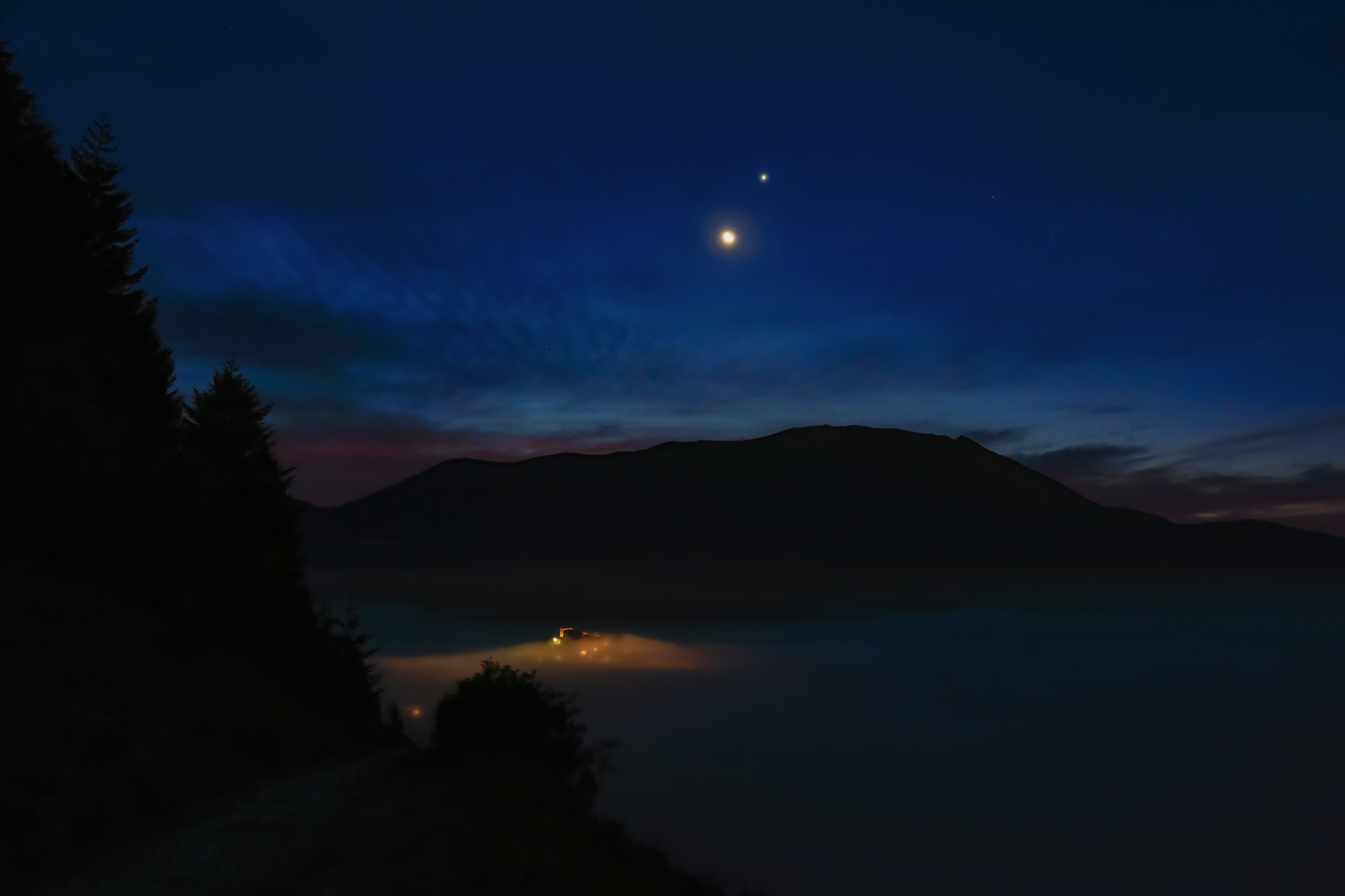 castelluccio  in una vecchia foto del 14 agosto 2012