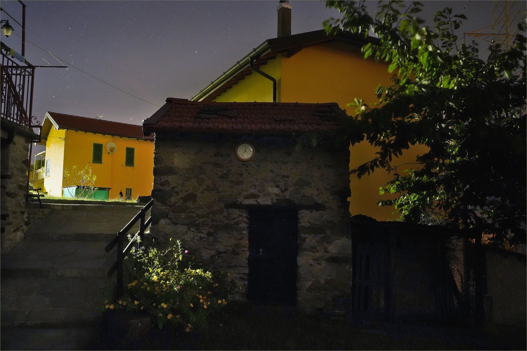 un cortile a Noledo, fraz. di San Siro (co)