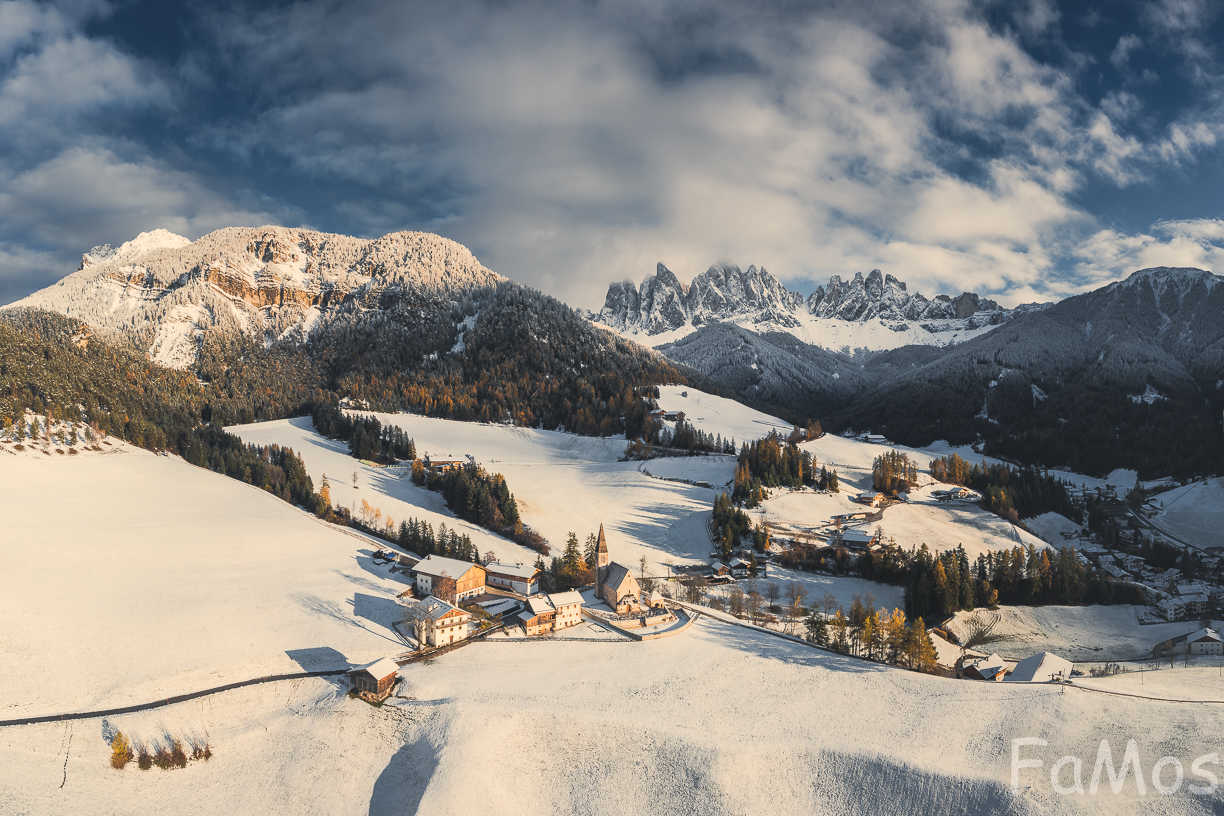 Late afternoon, the shadows lengthen