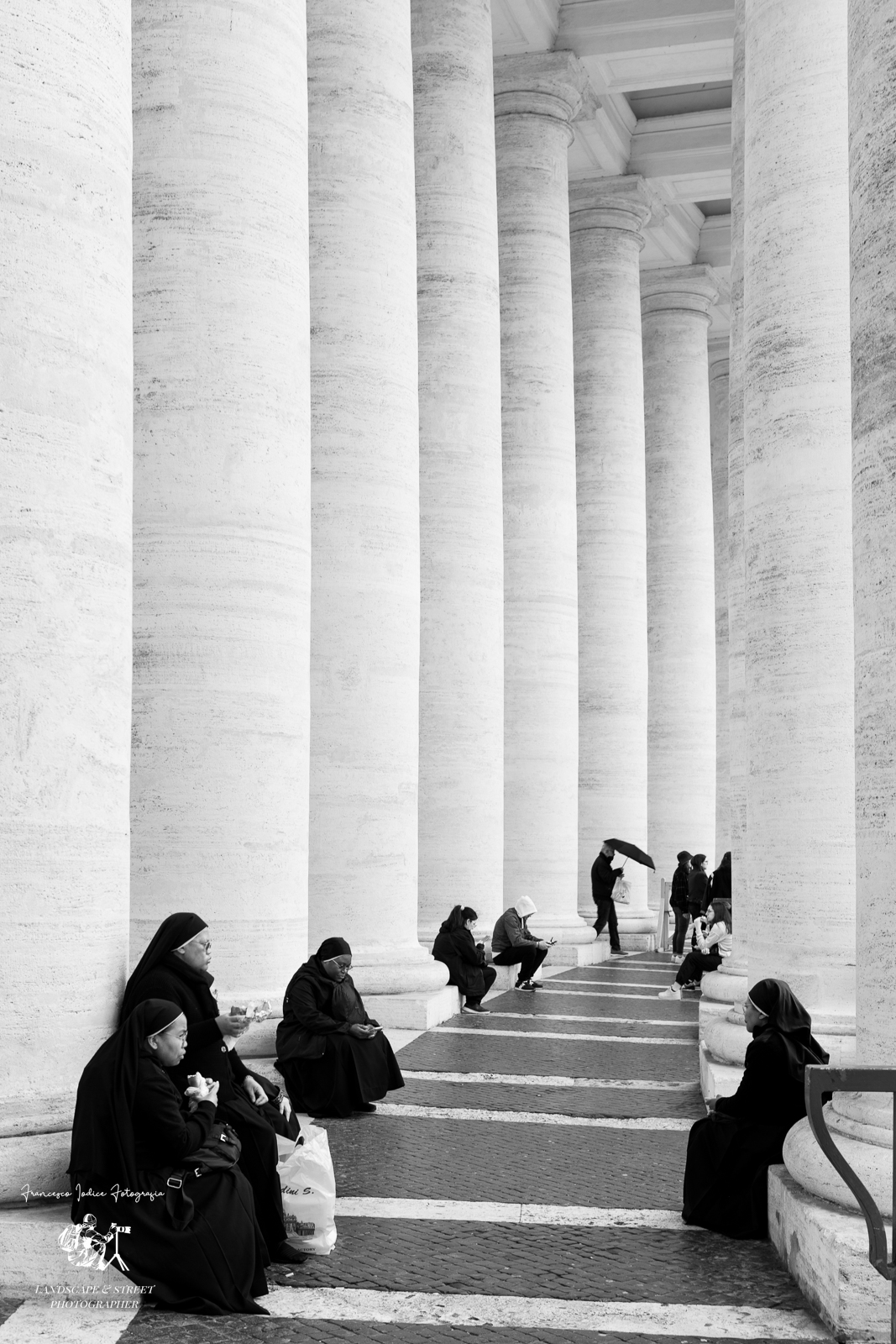 contrasti...  street moment, Roma