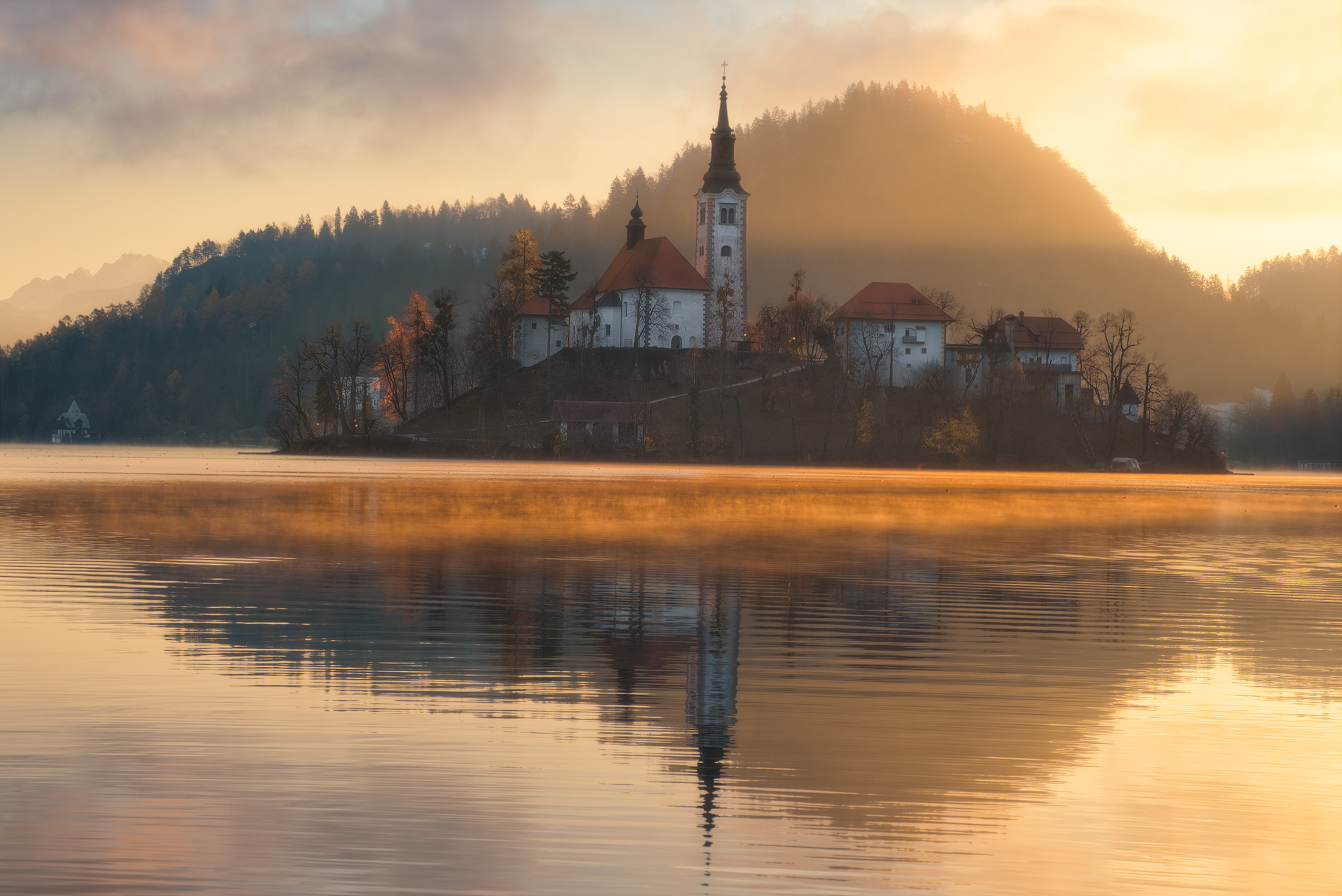 Alba al lago di Bled