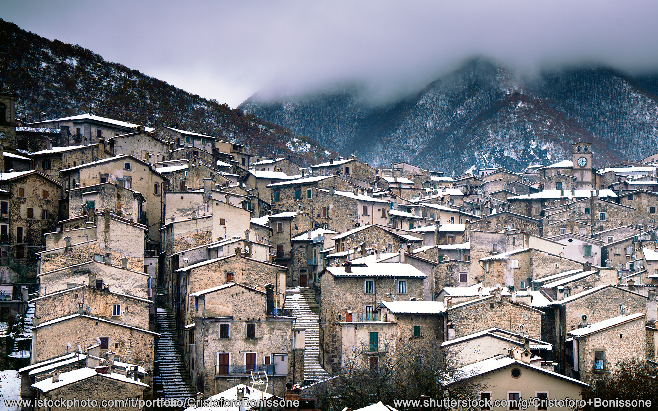 Scanno under the snow