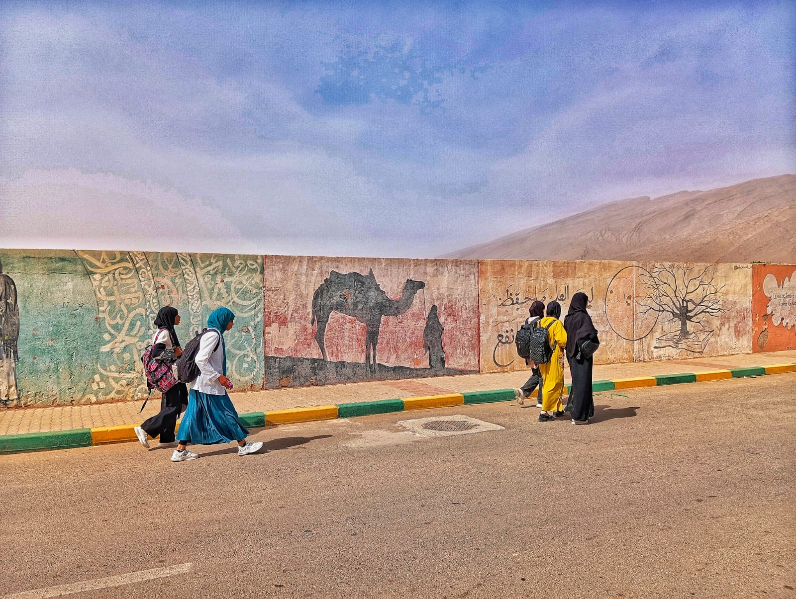 School time in the Sahara