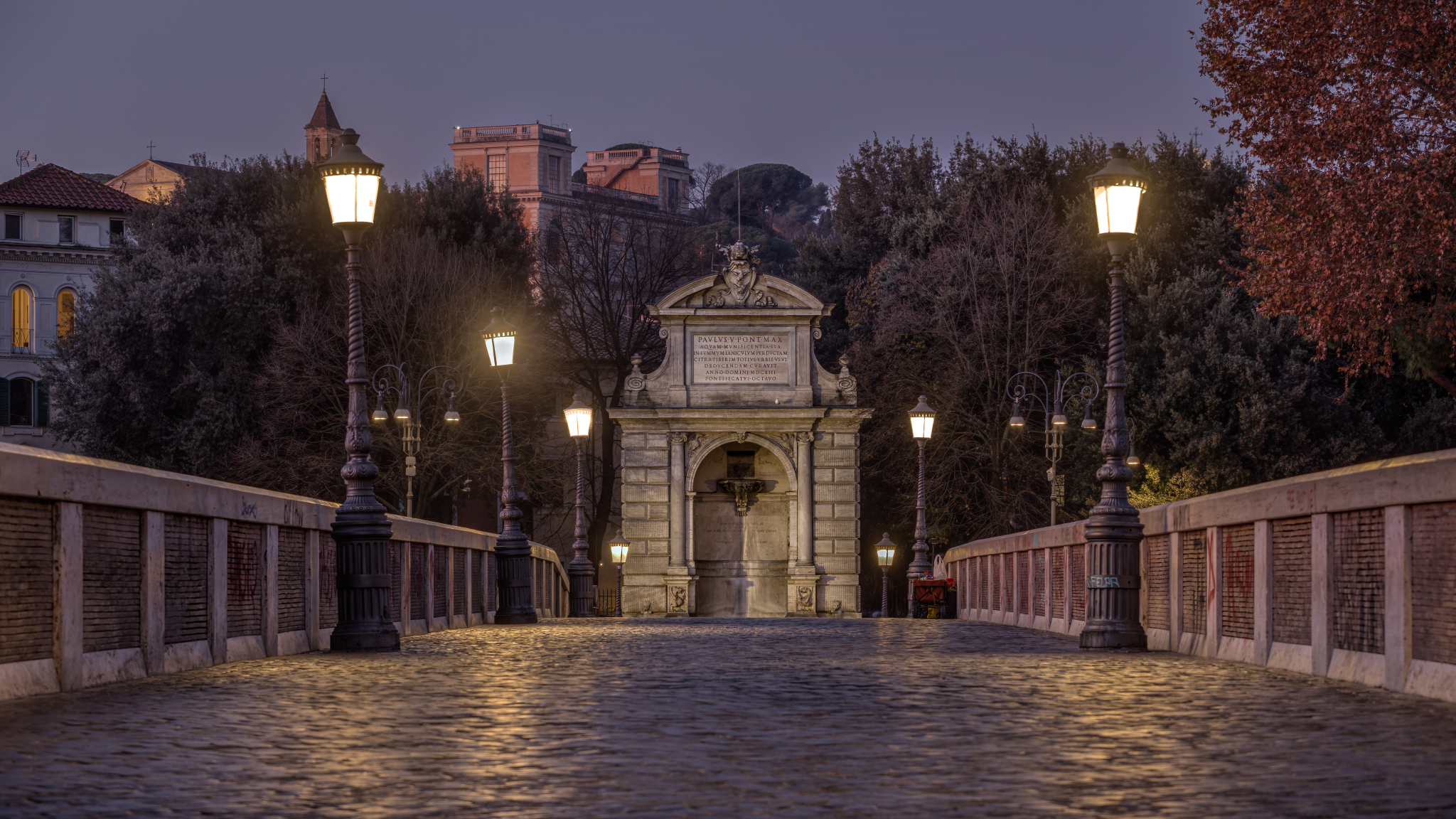 Ponte Sisto and the fountain of the same name - (Rome)