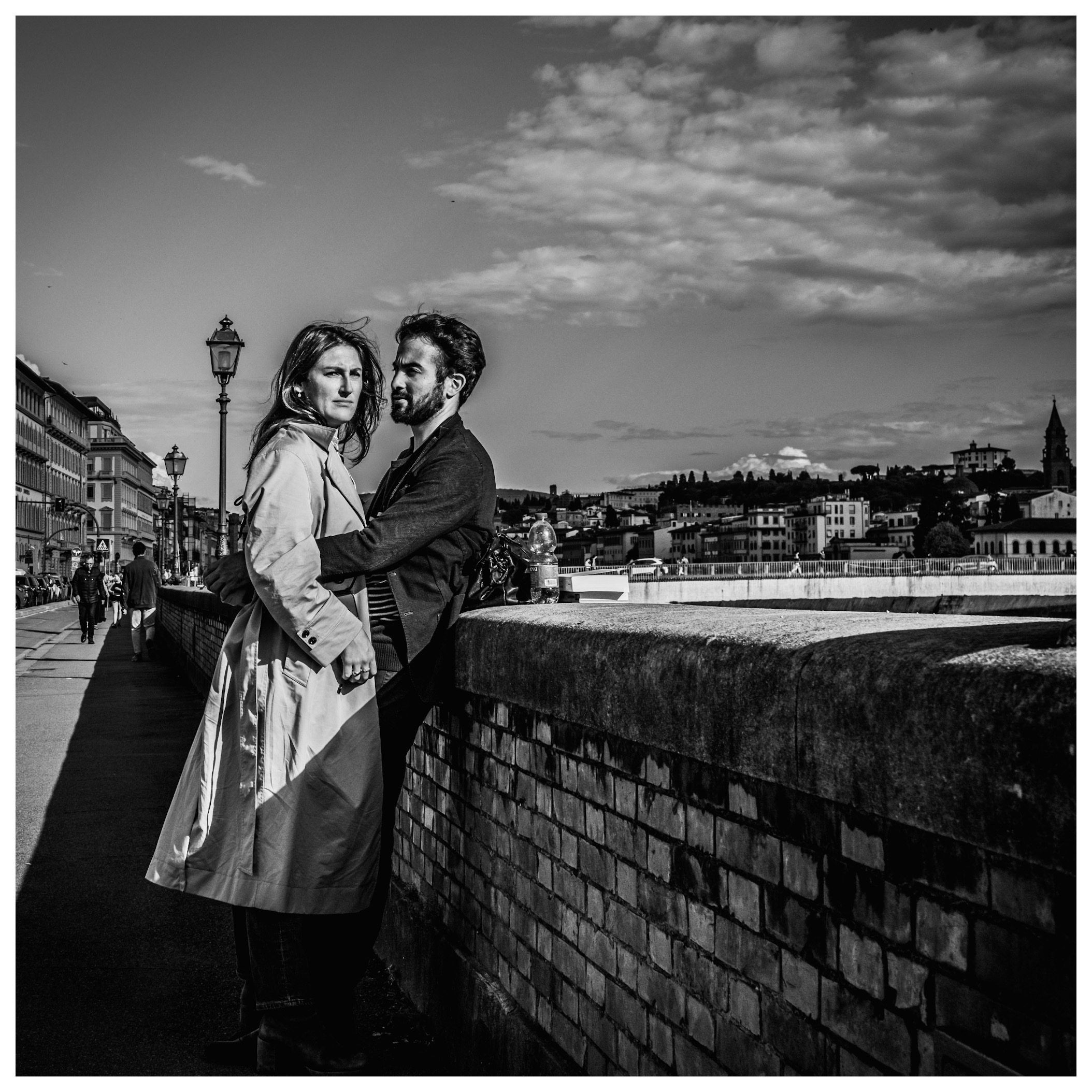 Coppia sul Lungarno