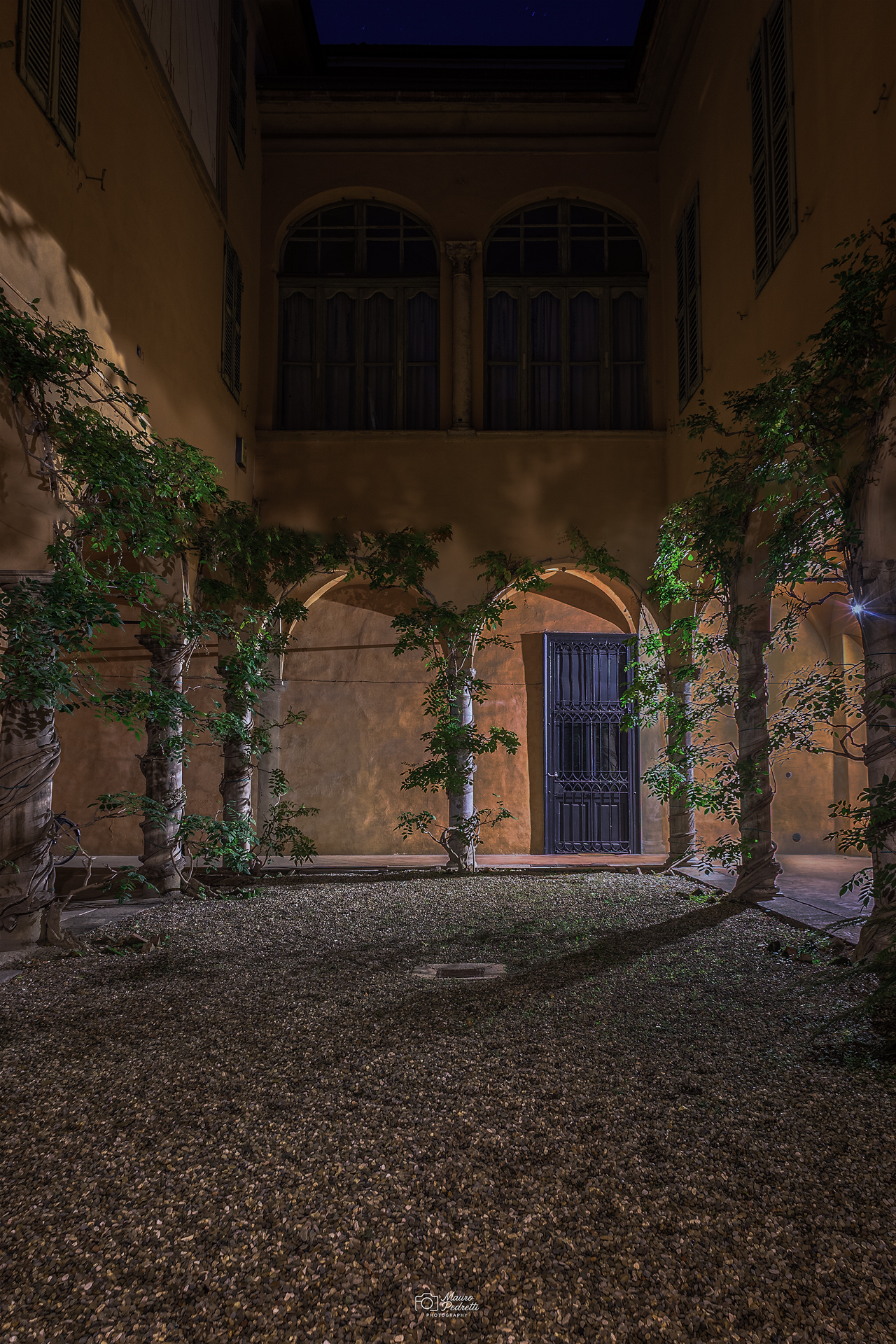 Cortile palazzo MArtini Schinchinelli -  Cremona