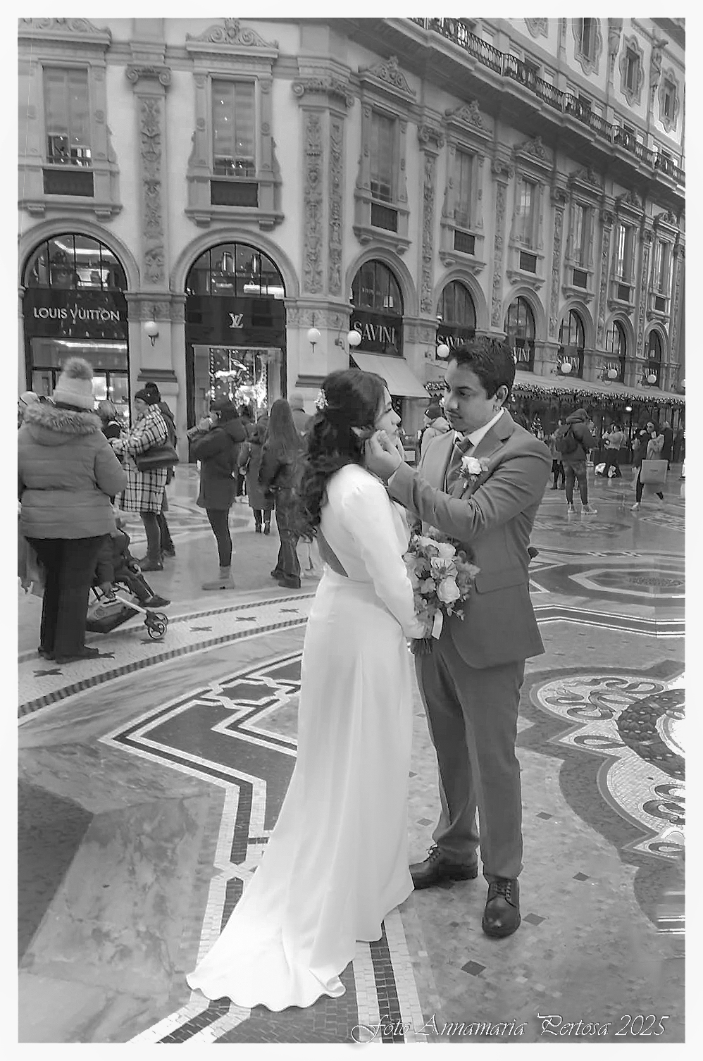 sposi in galleria vittorio emanuele