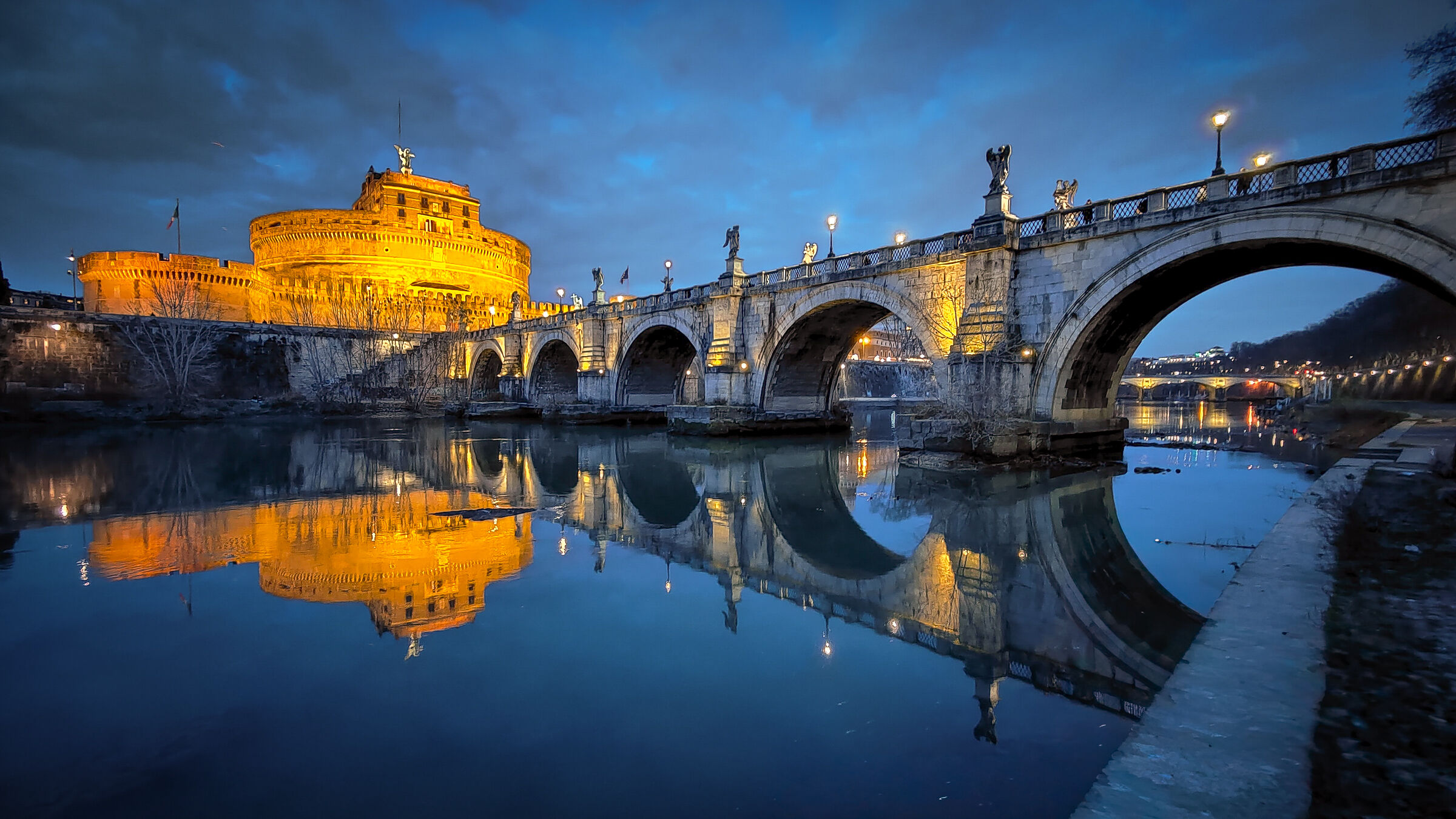 Castel Sant'Angelo all'ora blu