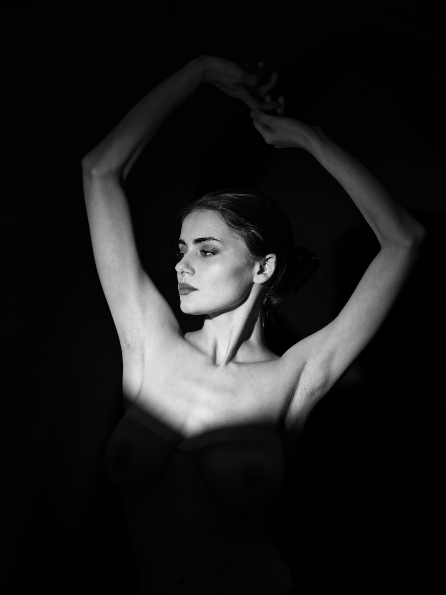B&W