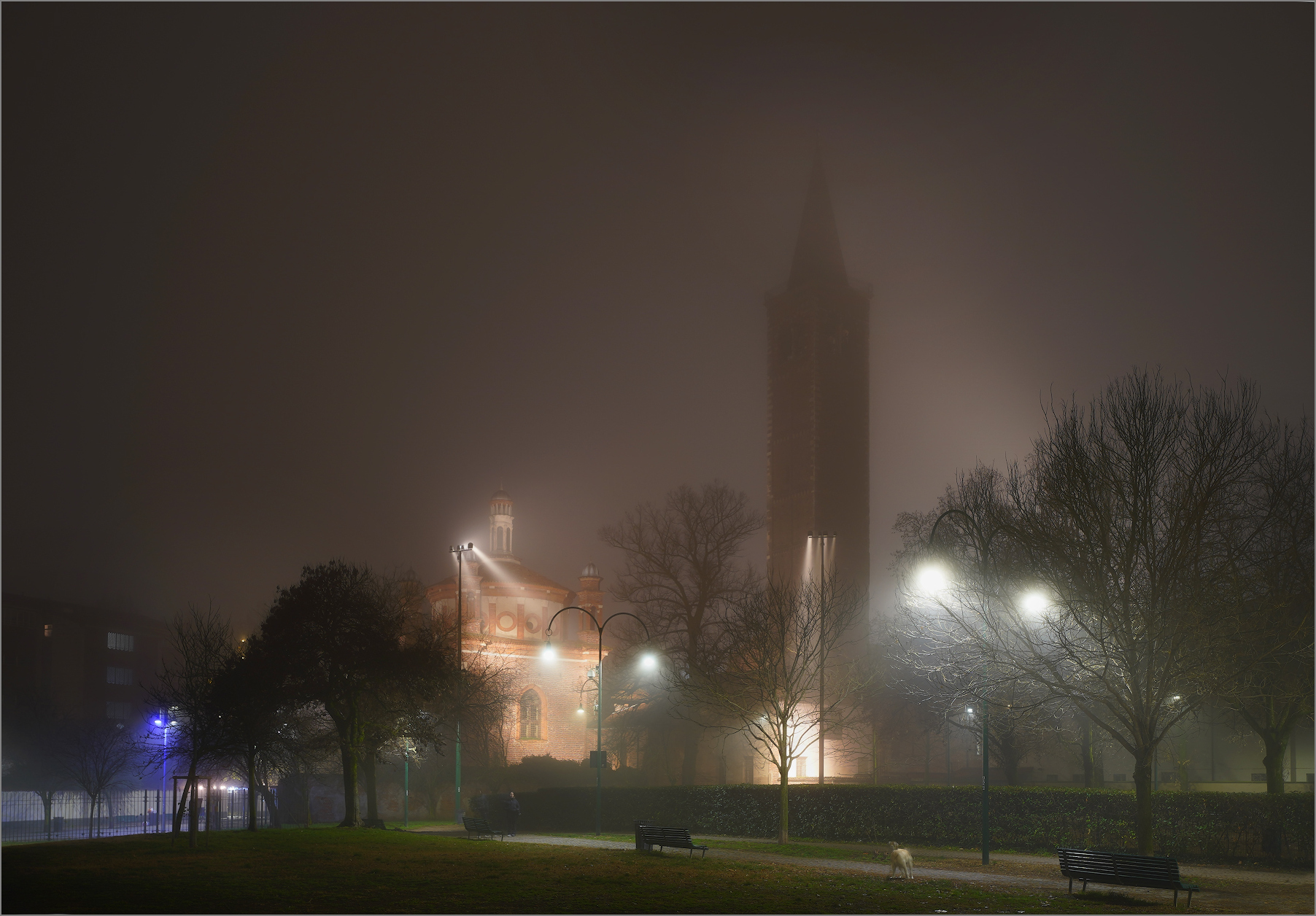 Basilica di Sant'Eustorgio a Milano vista dal Parco