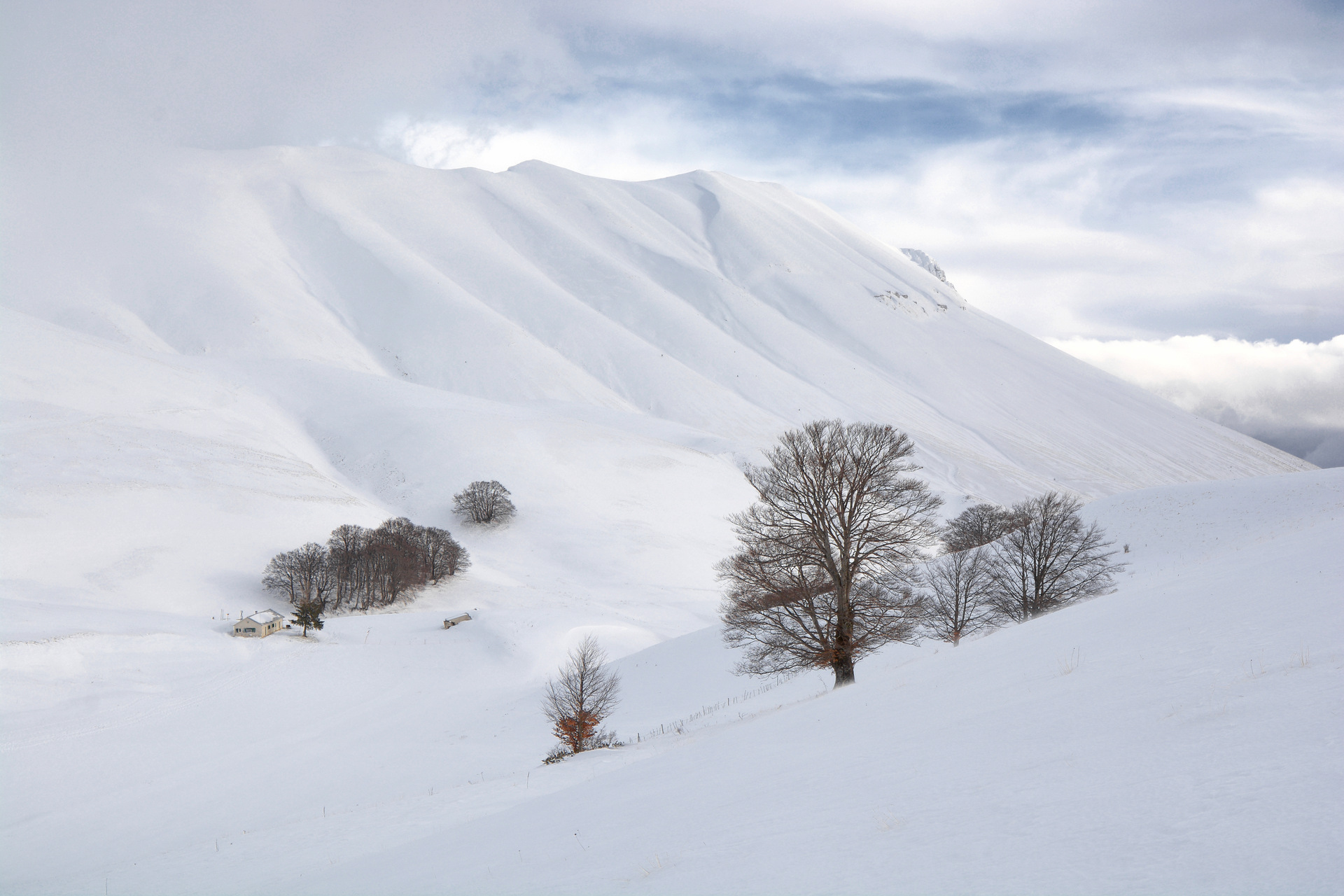 Sibillini - Capanna Ghezzi e Costa del Vettore