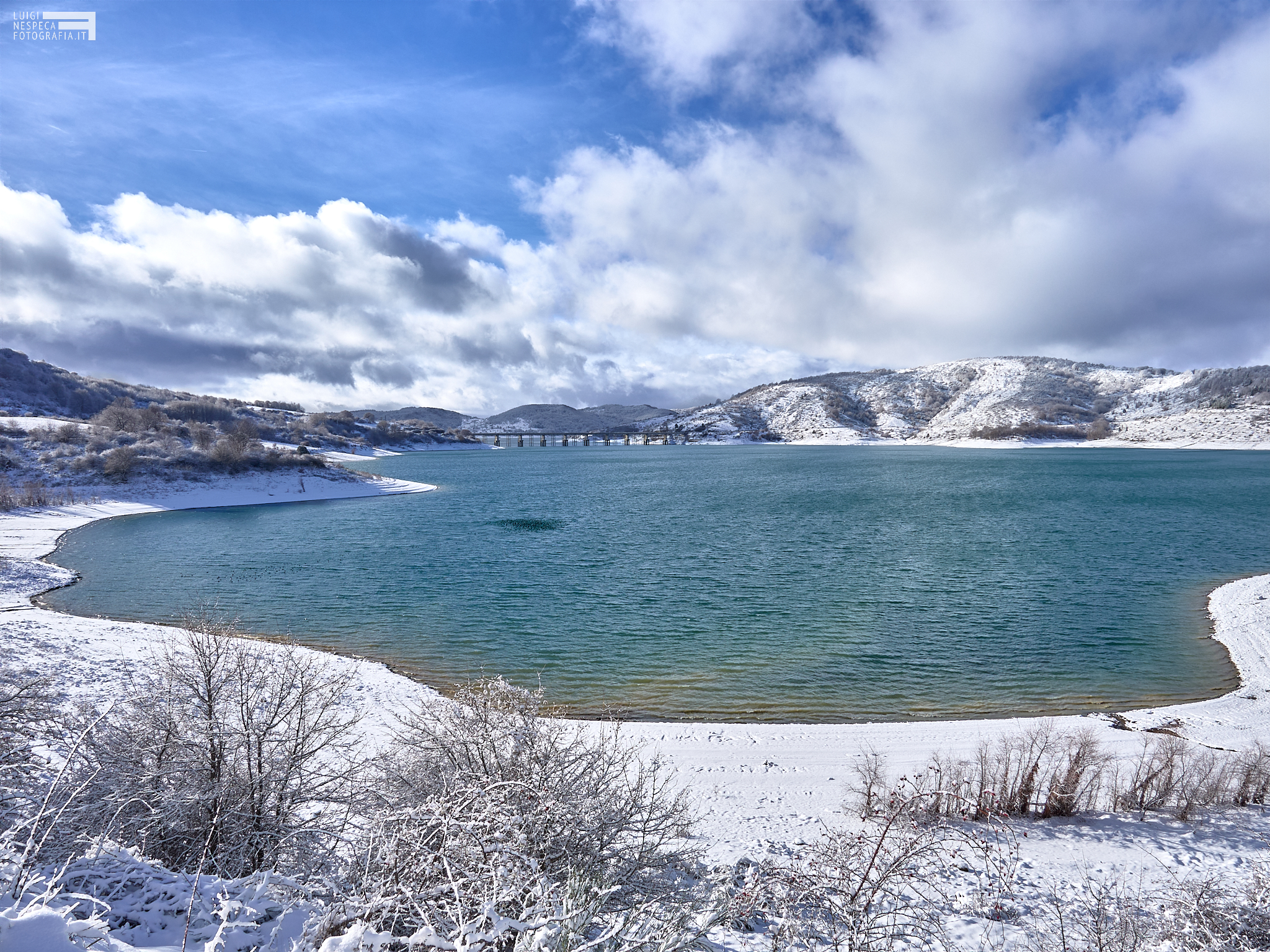 Inverno intorno al Lago di Campotosto (AQ)