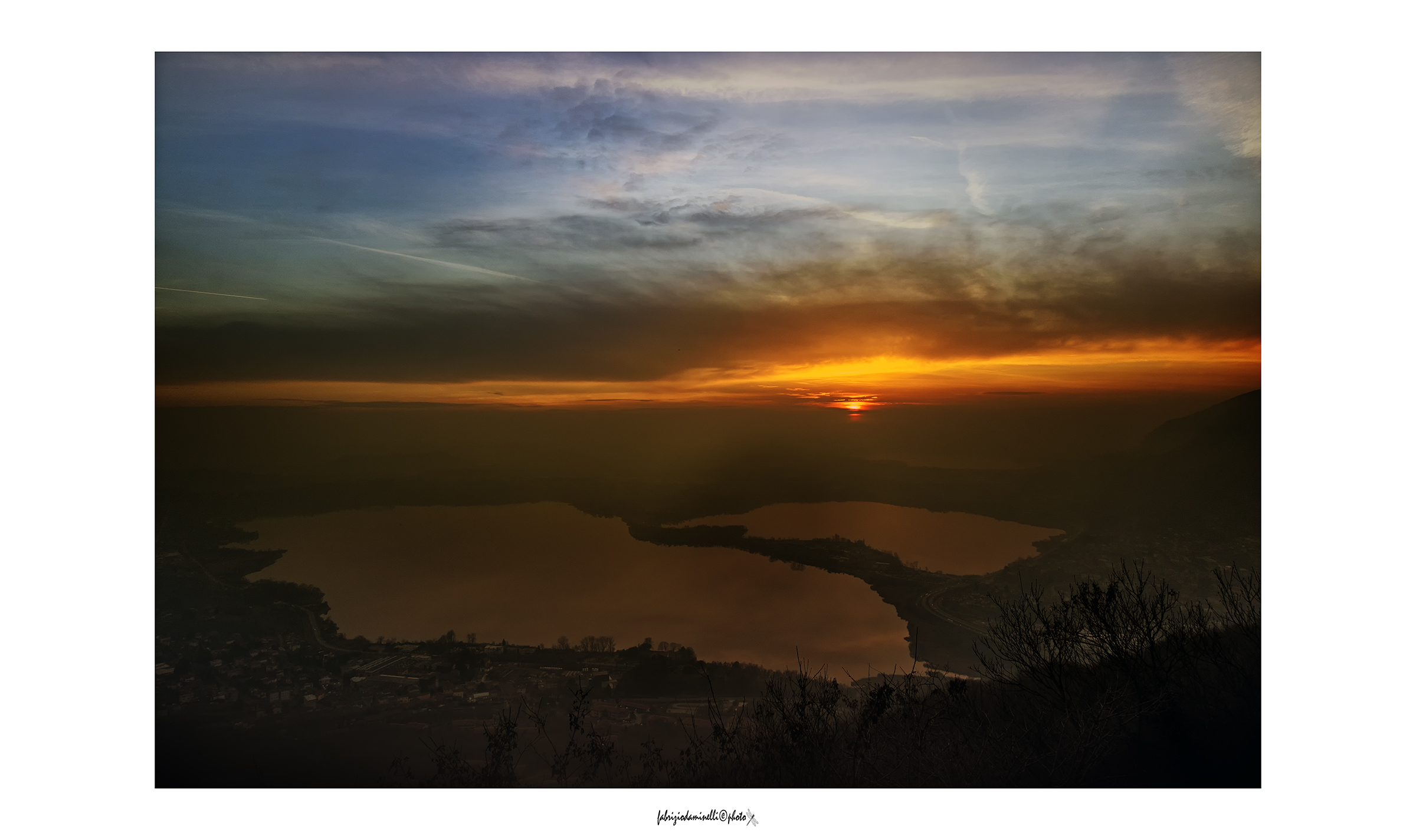 tramonto sul Lago di Annone