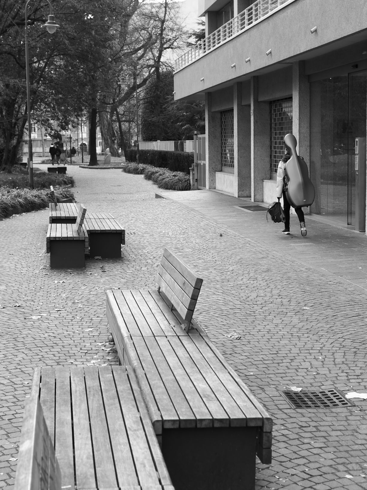 Let's go, let's go, let's go to play